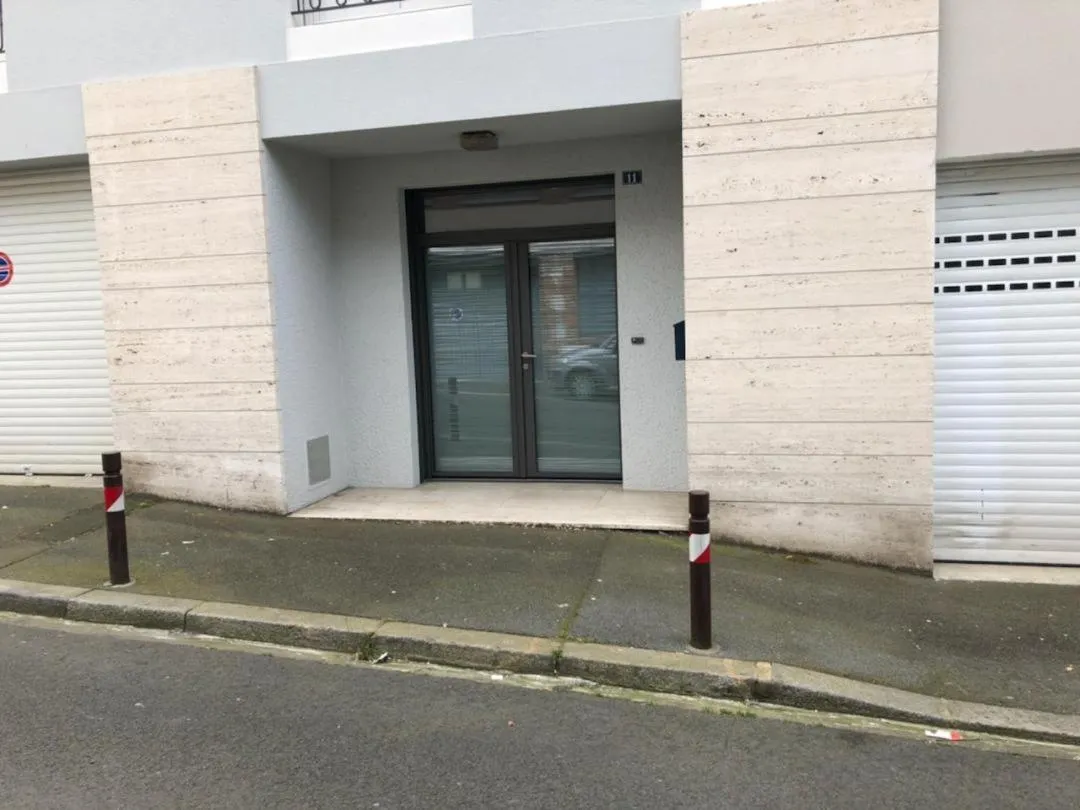 Facade/entrance in La Demeure d'Alexandra