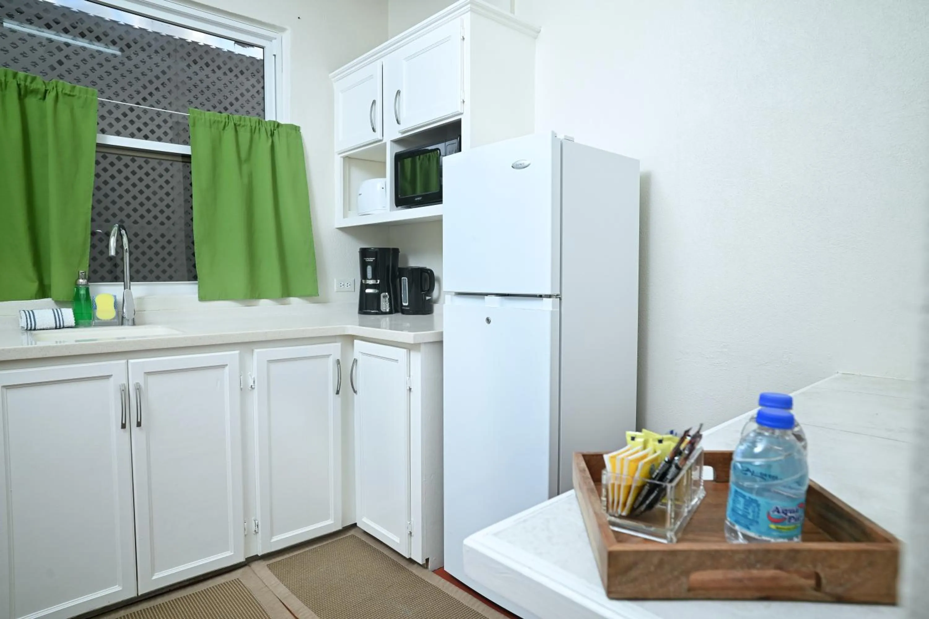 Kitchen or kitchenette in Melbourne Inn