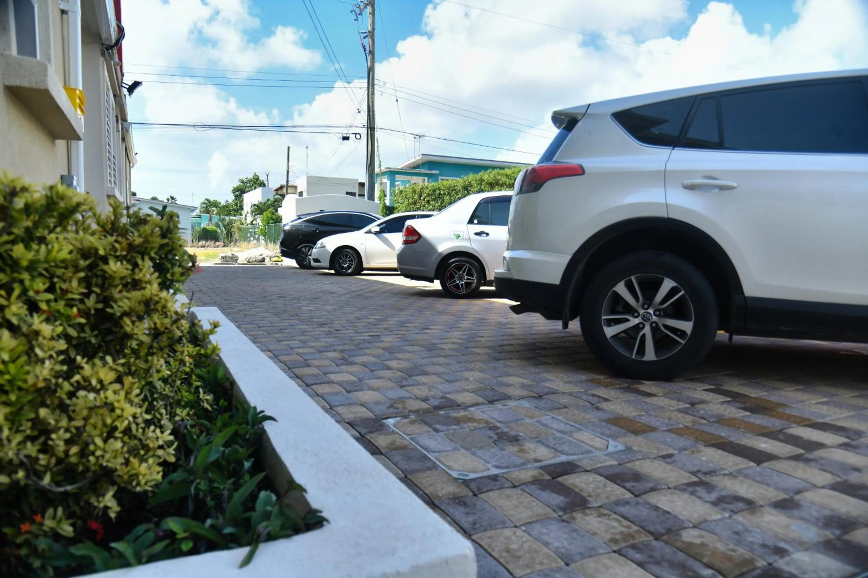 Property building in Melbourne Inn