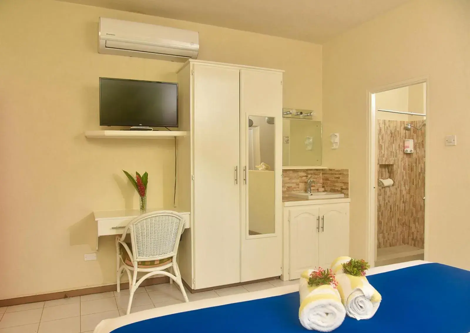 View (from property/room) in Melbourne Inn View (from property/room) in Melbourne Inn