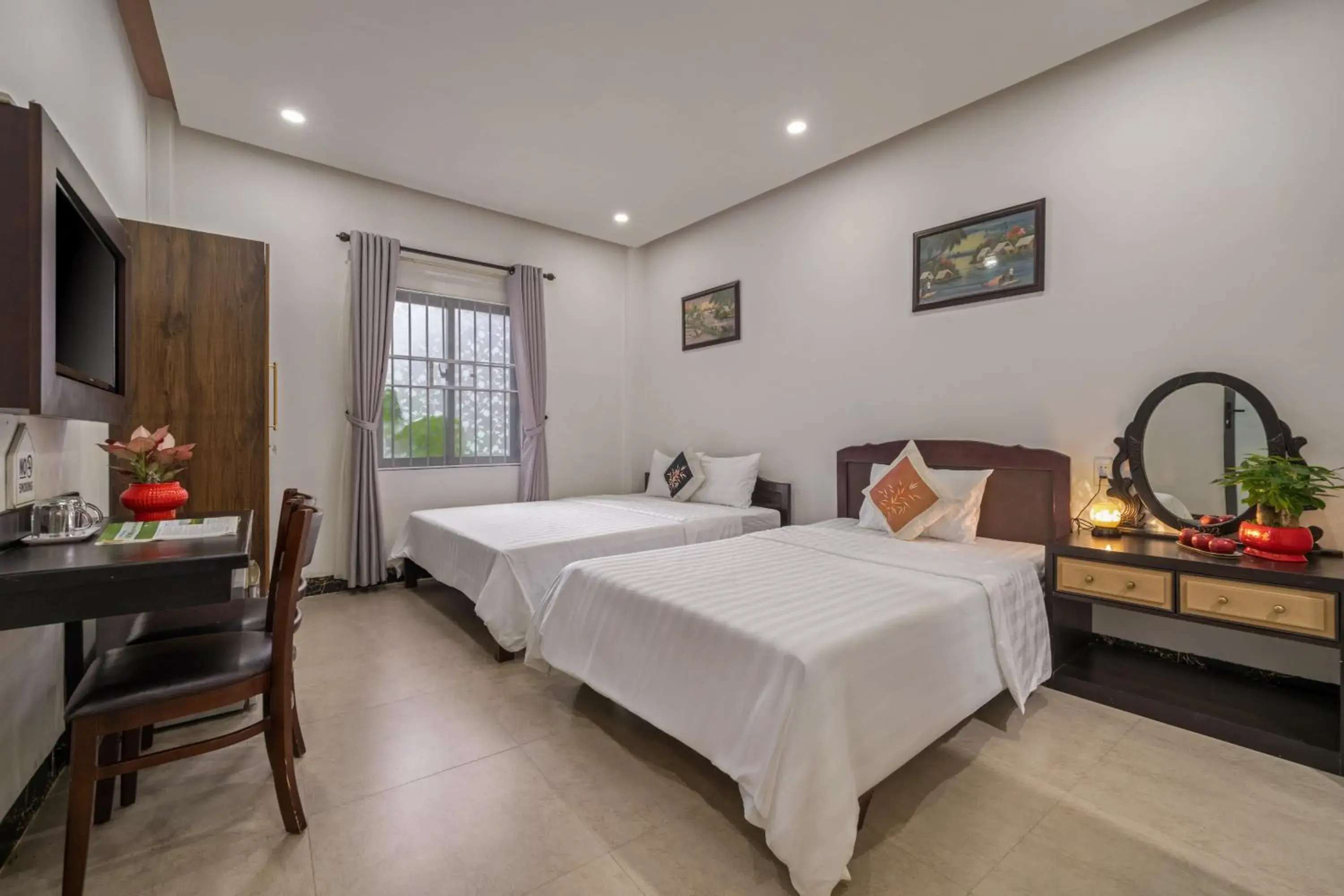 Superior Triple Room in Bo Bo Homestay Hoi An Superior Triple Room in Bo Bo Homestay Hoi An