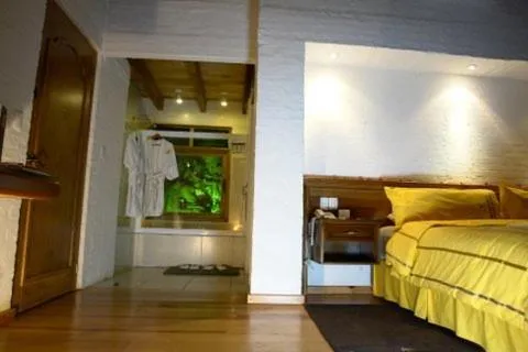 Bathroom, Bed in Casa de la Loma