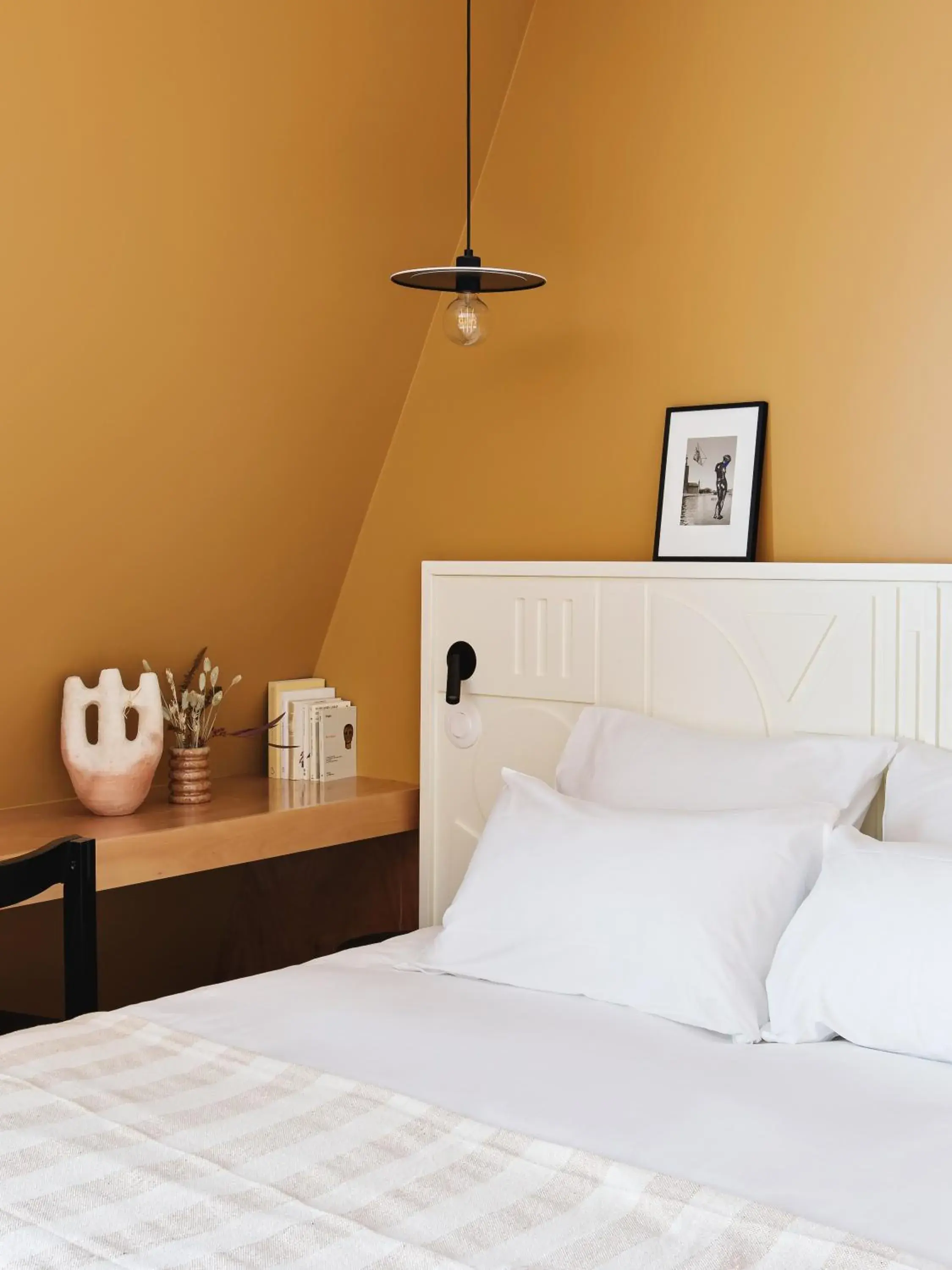 Decorative detail, Bed in Hotel Orphée - Orso Hotels Decorative detail, Bed in Hotel Orphée - Orso Hotels