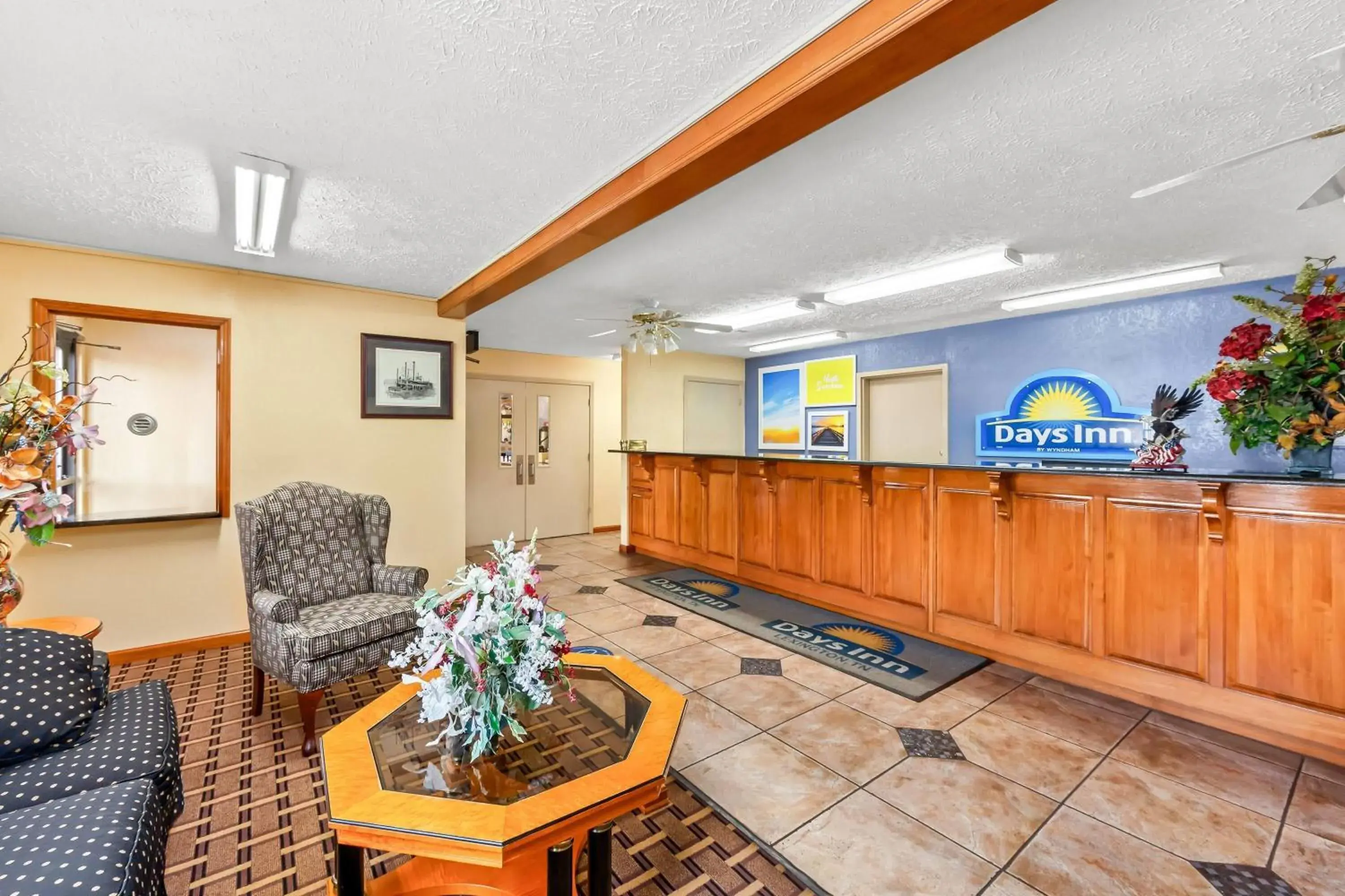 Lobby or reception in Days Inn by Wyndham Lexington Lobby or reception in Days Inn by Wyndham Lexington