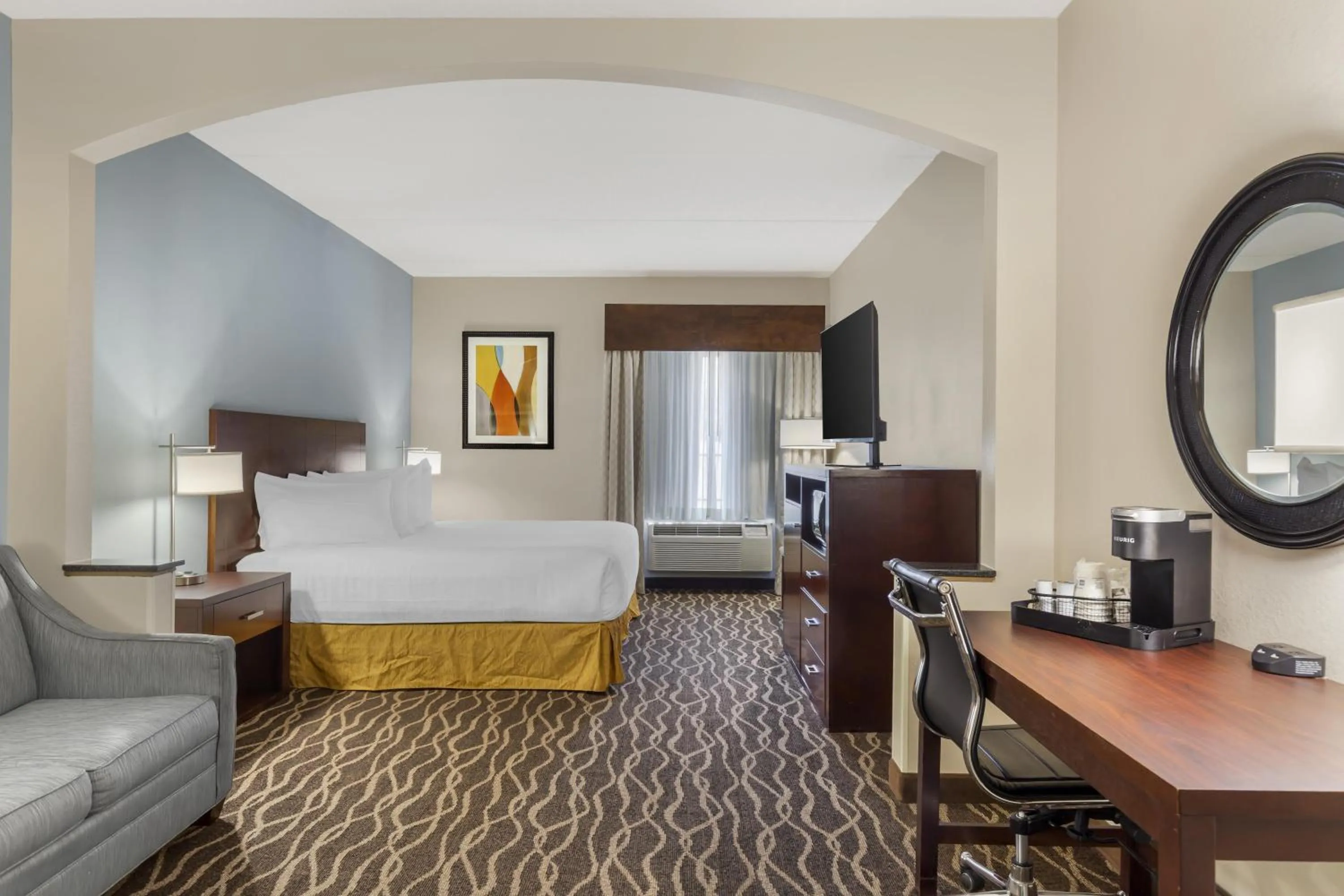 Bedroom, Bed in Best Western Plus Suites Greenville