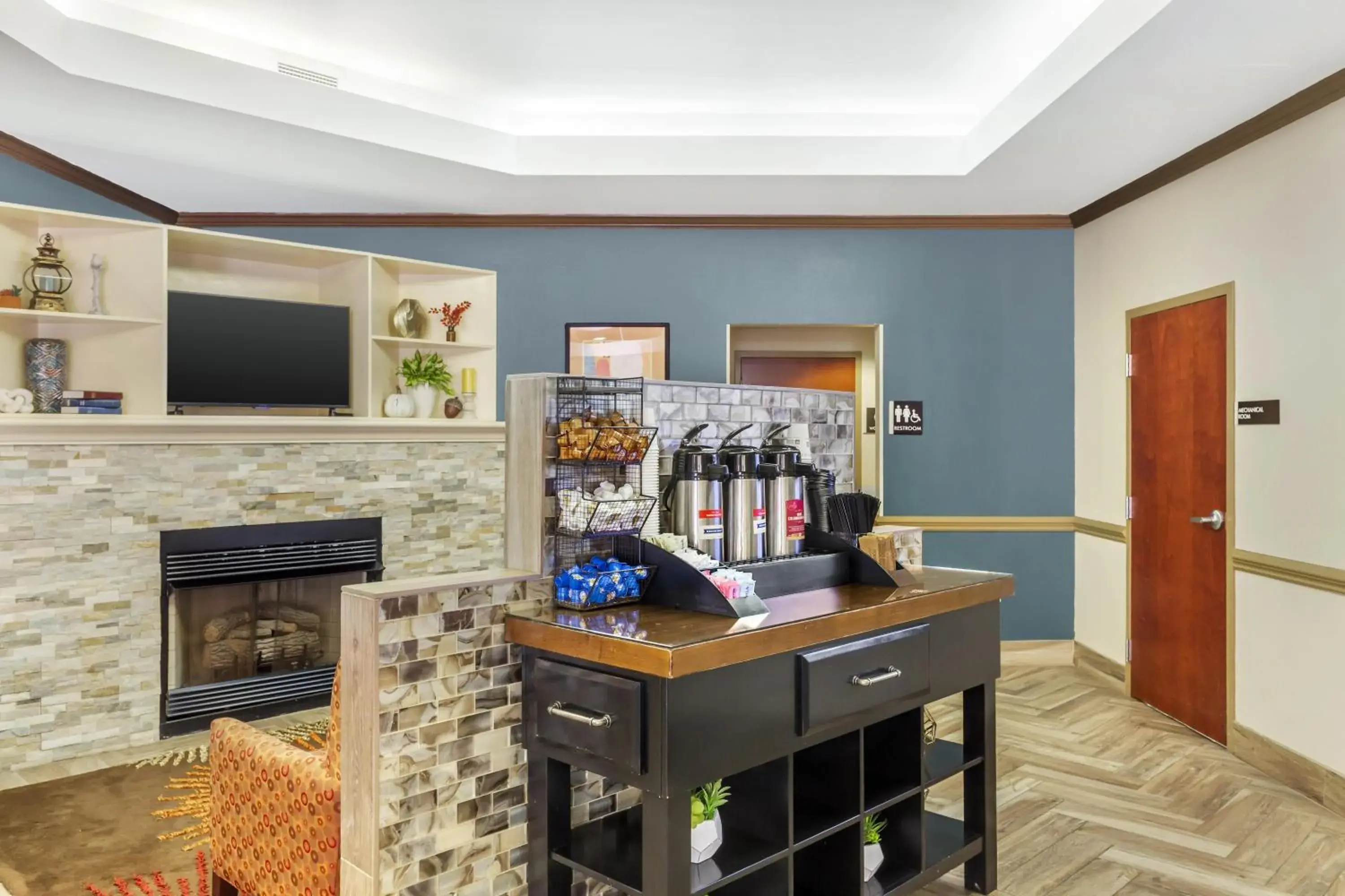 Lobby or reception in Best Western Plus Suites Greenville Lobby or reception in Best Western Plus Suites Greenville