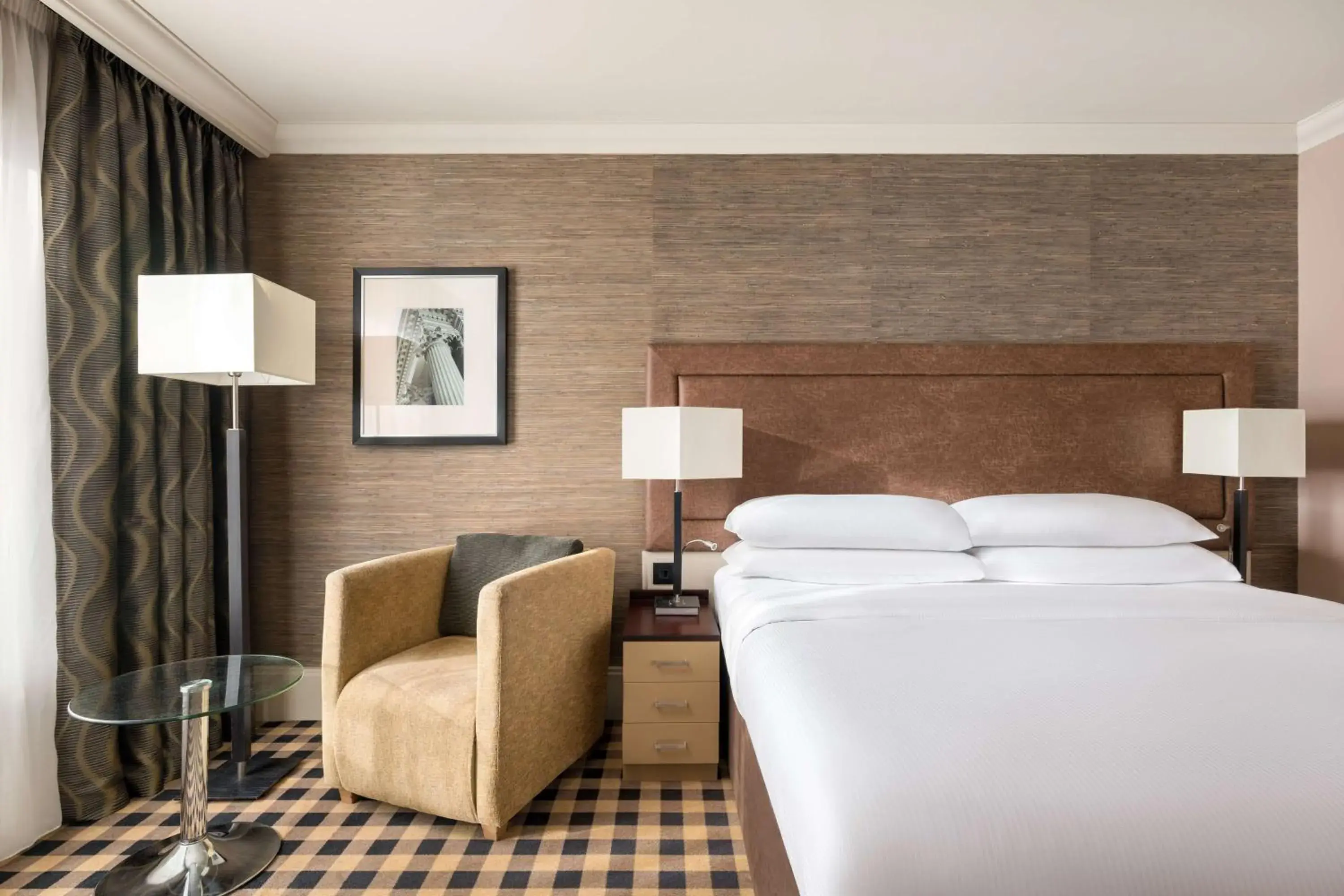 Bed in DoubleTree by Hilton Hotel Newcastle International Airport Bed in DoubleTree by Hilton Hotel Newcastle International Airport