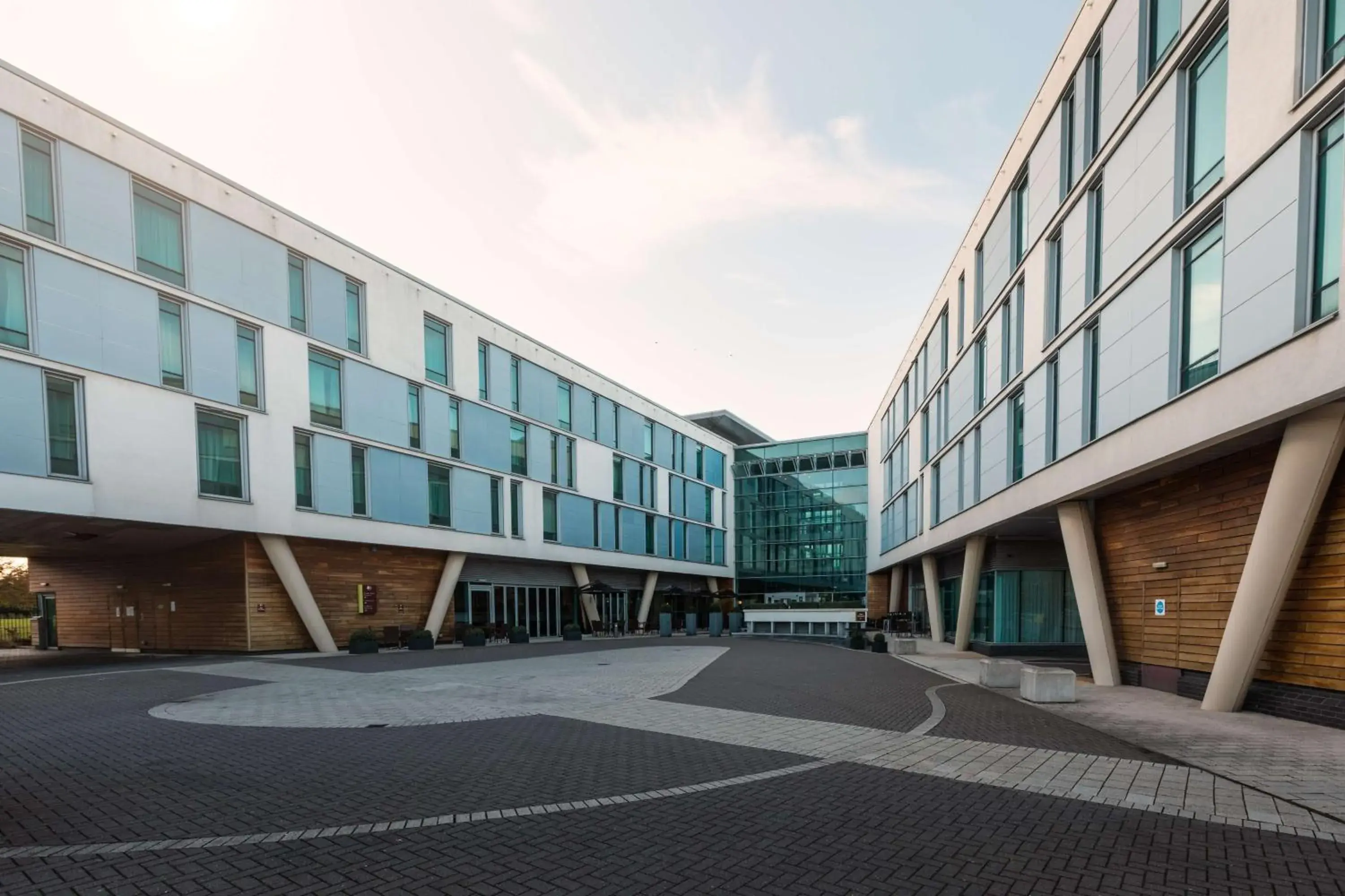 Property building in DoubleTree by Hilton Hotel Newcastle International Airport Property building in DoubleTree by Hilton Hotel Newcastle International Airport