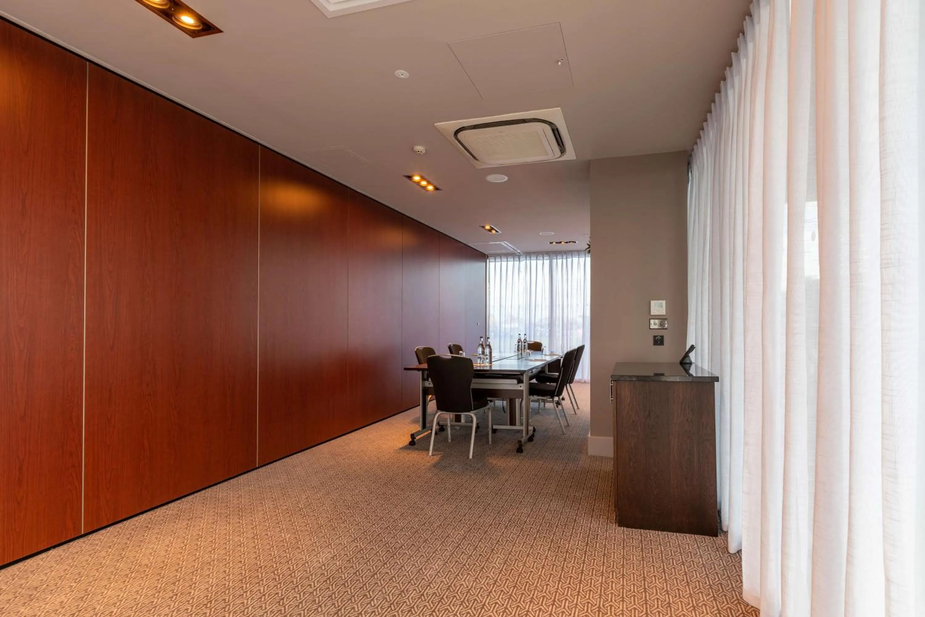 Meeting/conference room in DoubleTree by Hilton Hotel Newcastle International Airport