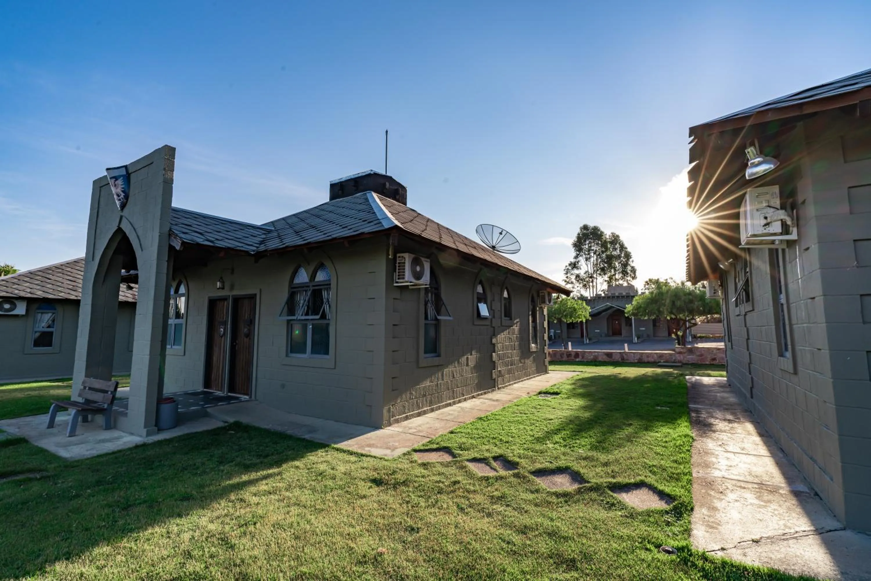 Patio in Pousada Camelot Inn