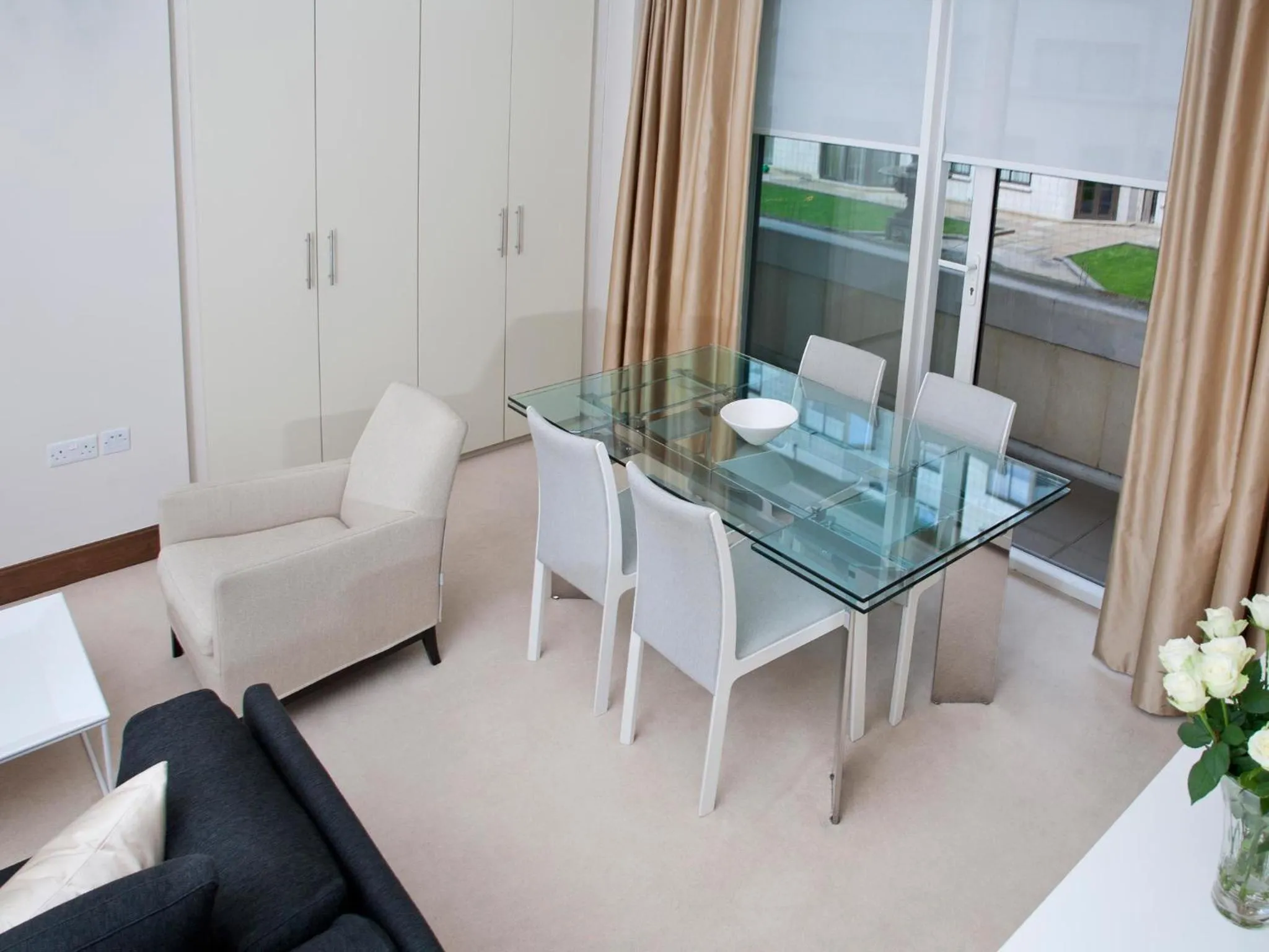 Garden in Arlington House Apartments