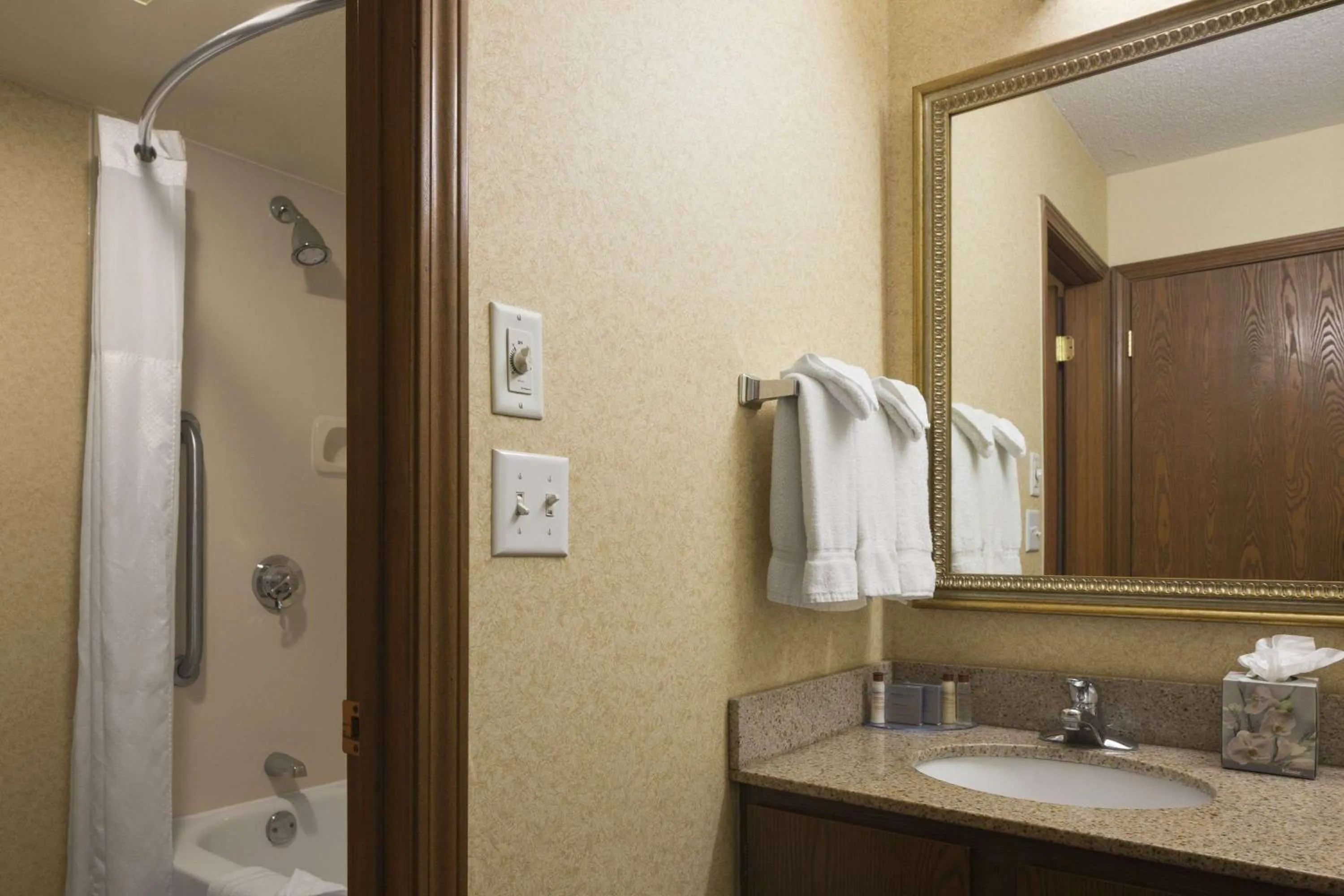 Bathroom in Hawthorn Extended Stay by Wyndham Fort Wayne