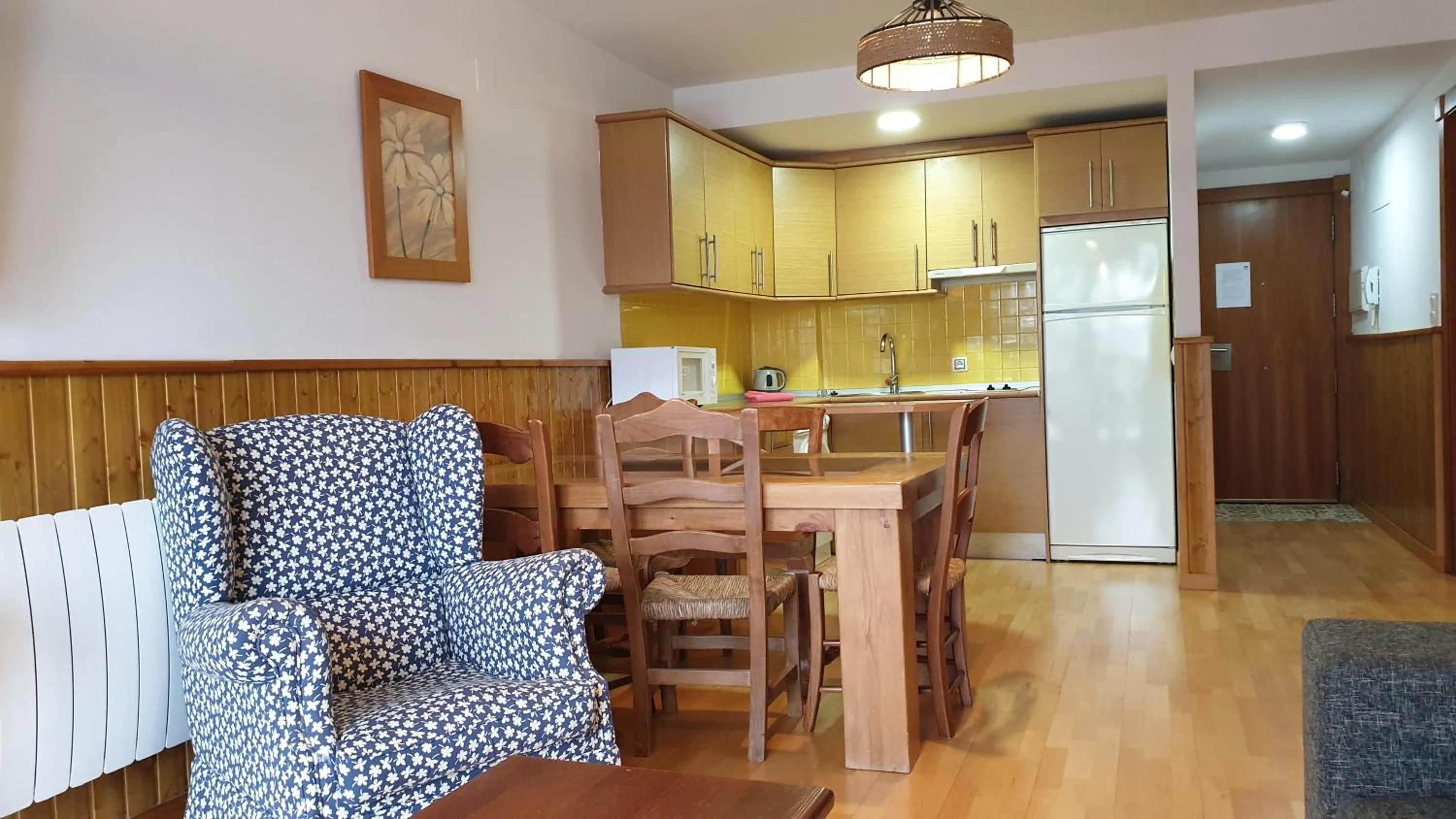 TODOSIERRANEVADA ZONA BAJA - MONTBLANC VISTAS A LA MONTANA - Junto a los Telecabinas