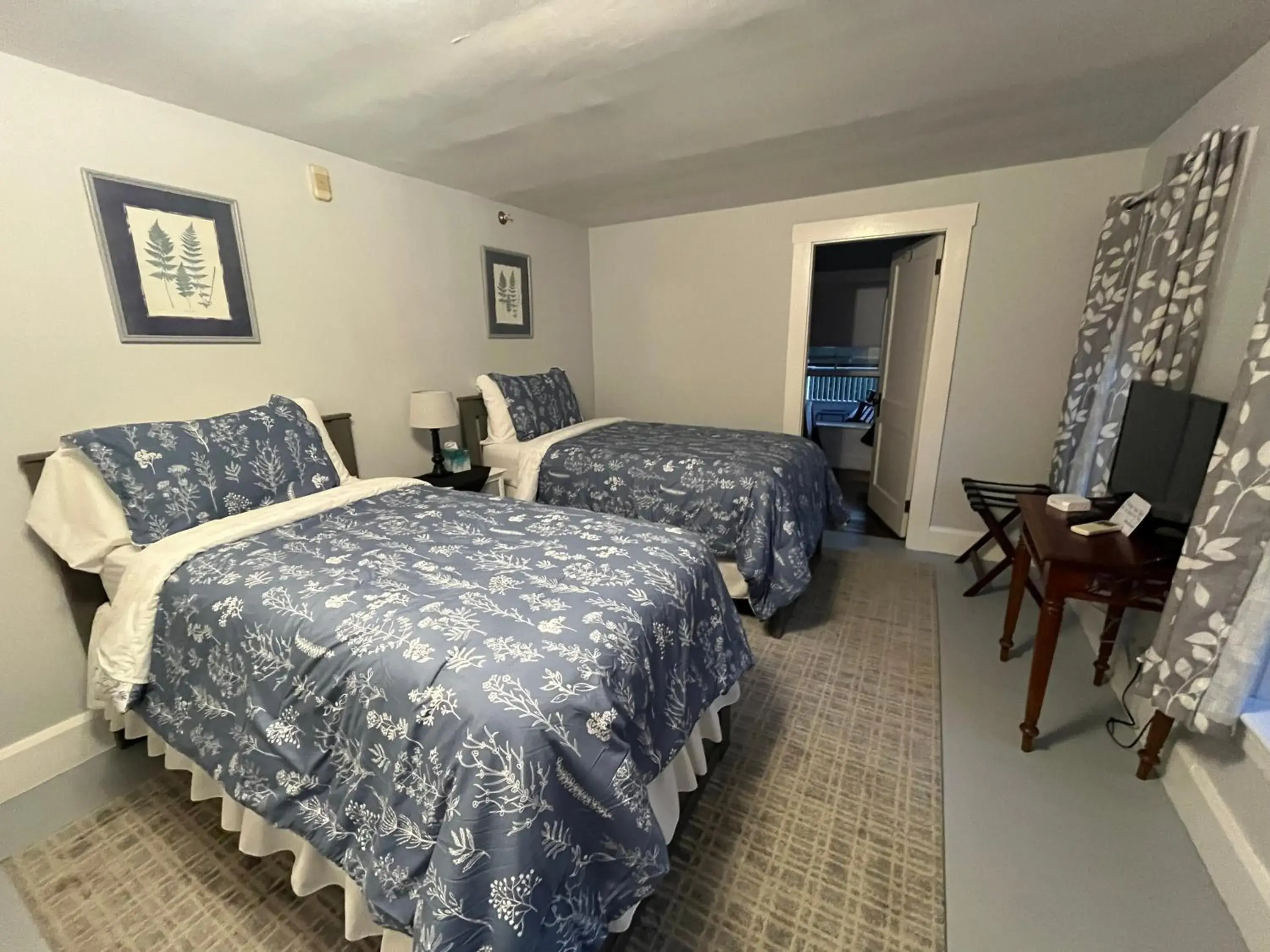 Double or Twin Room with Bathroom in The Monadnock Inn Double or Twin Room with Bathroom in The Monadnock Inn