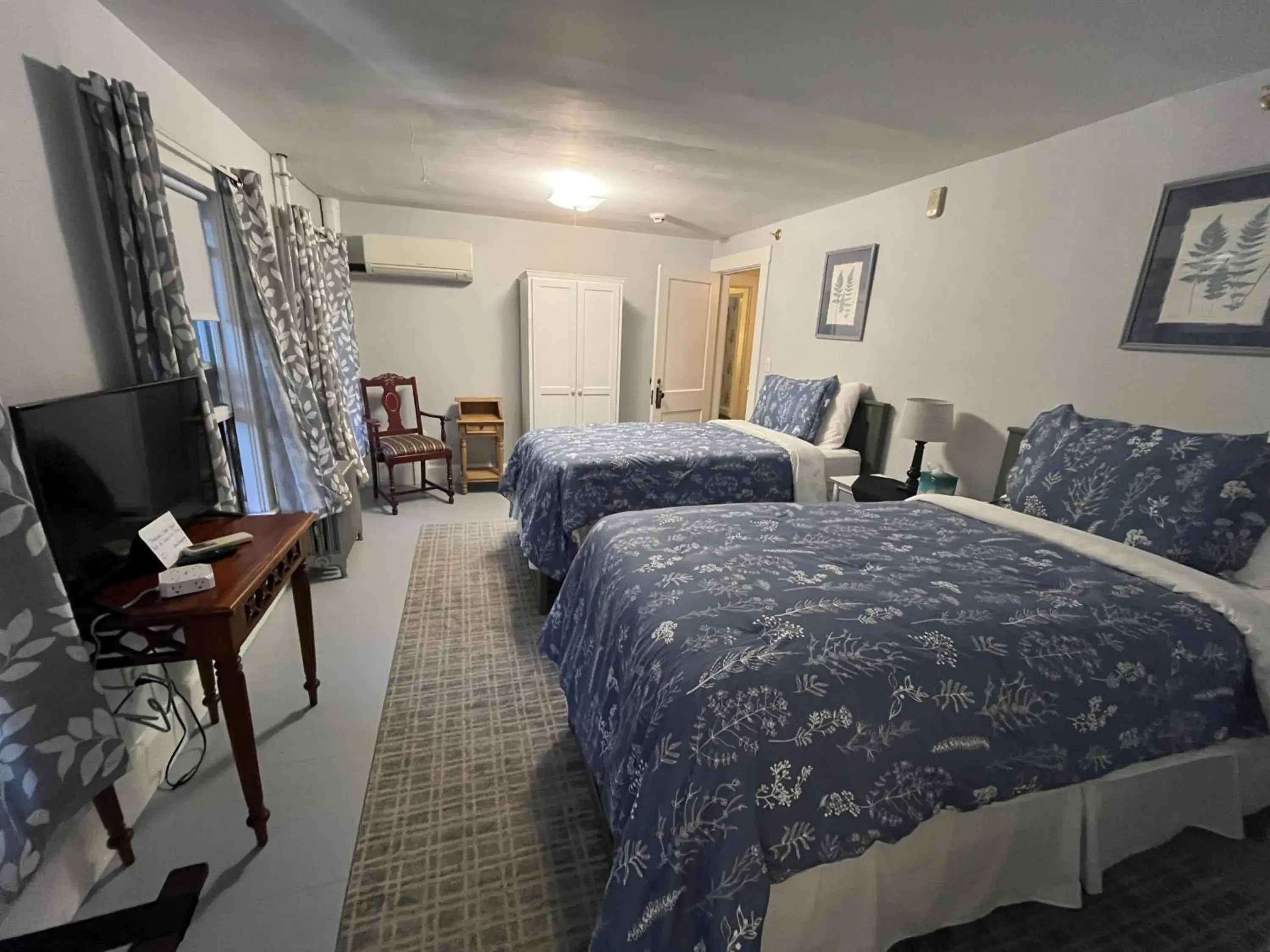 Double or Twin Room with Bathroom in The Monadnock Inn Double or Twin Room with Bathroom in The Monadnock Inn