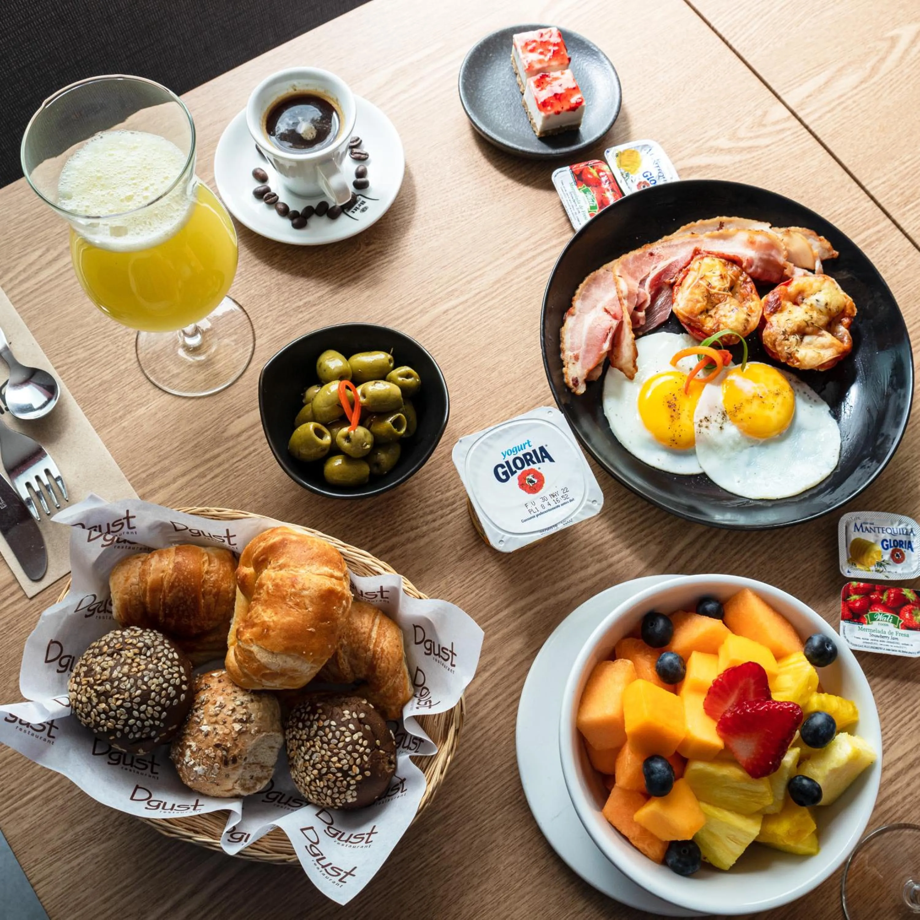 Restaurant/places to eat in Palmetto Hotel Business San Borja