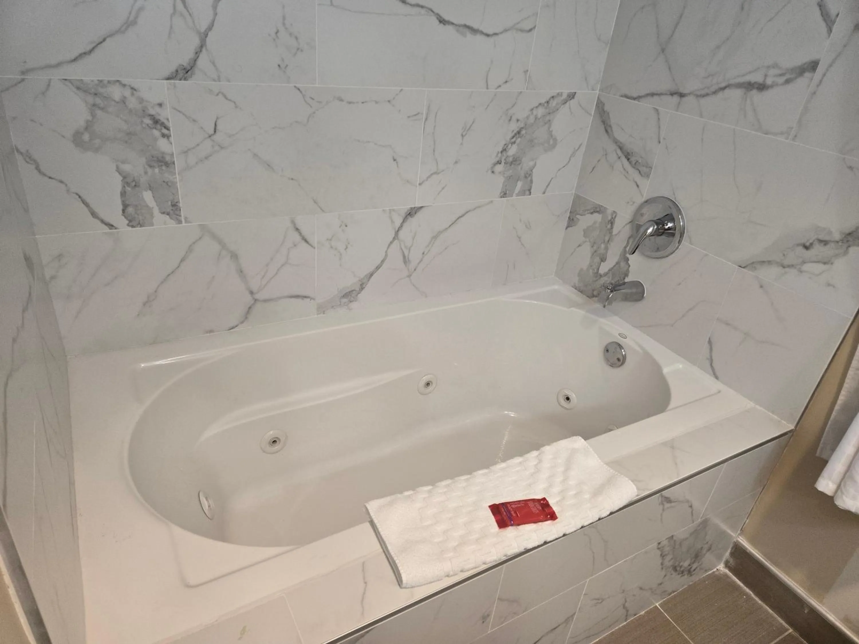 Bathroom in SureStay by Best Western Grayson