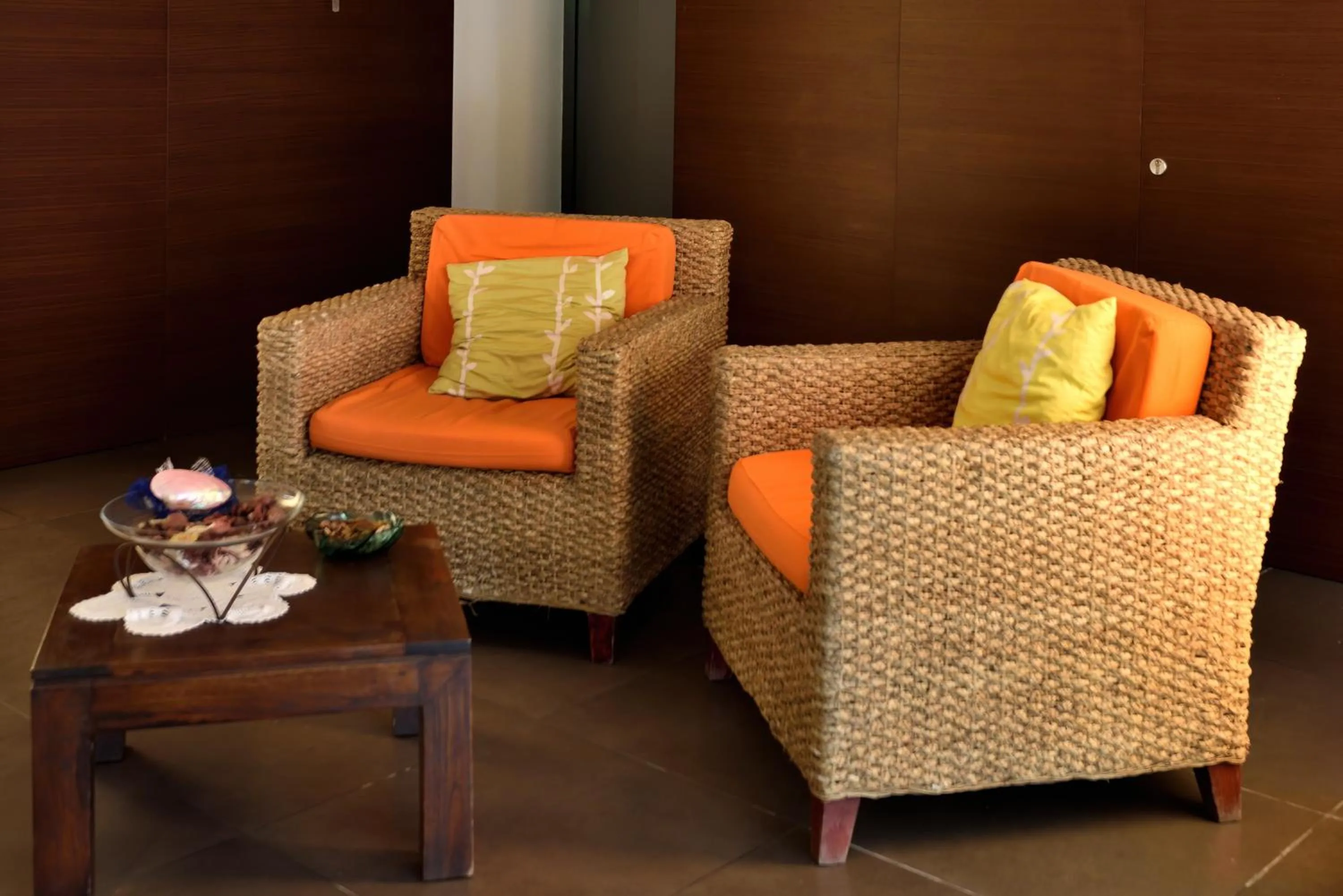 Communal lounge/ TV room in Hotel Alaska