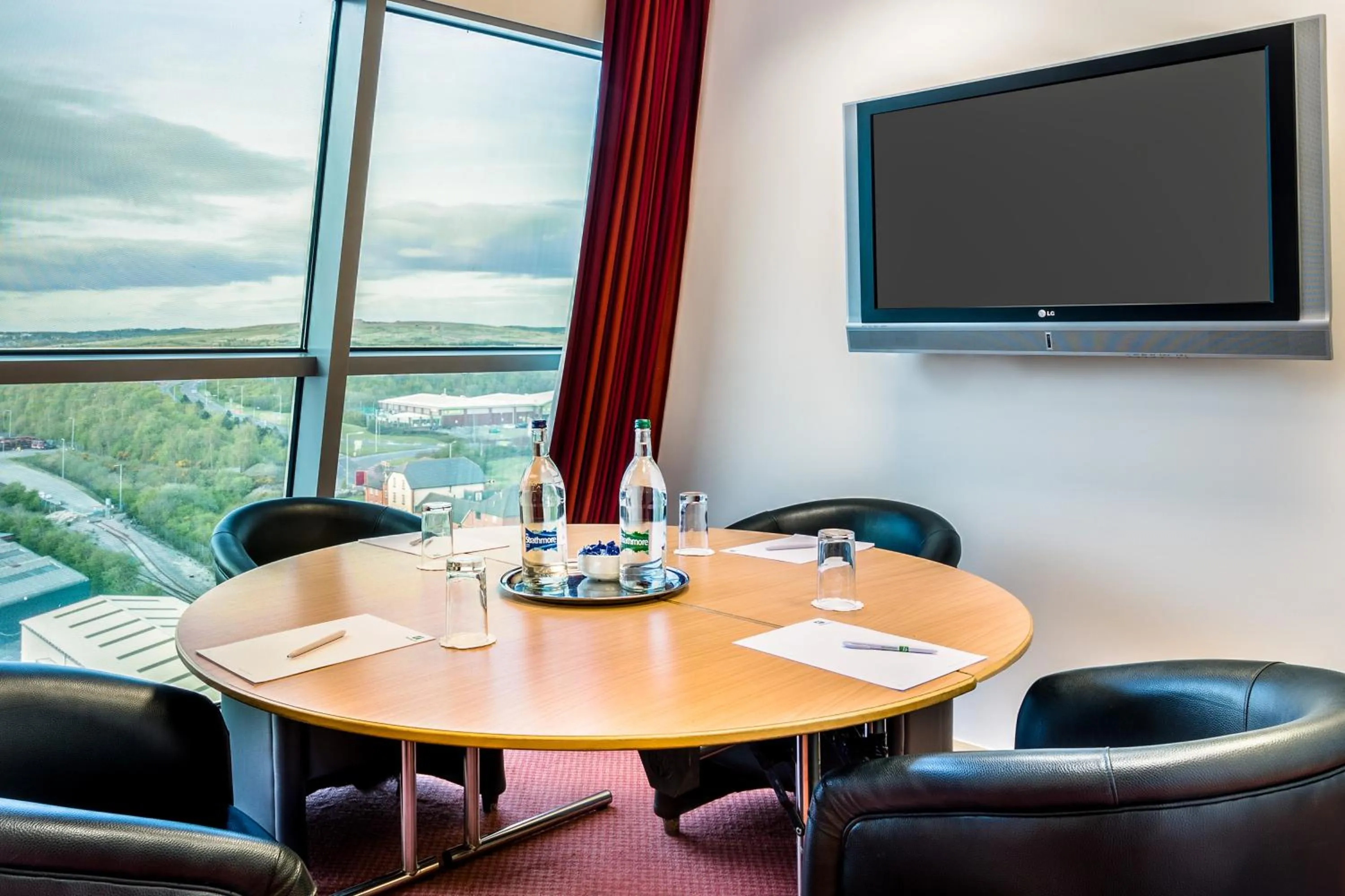 Meeting/conference room in Holiday Inn Birmingham North - Cannock by IHG