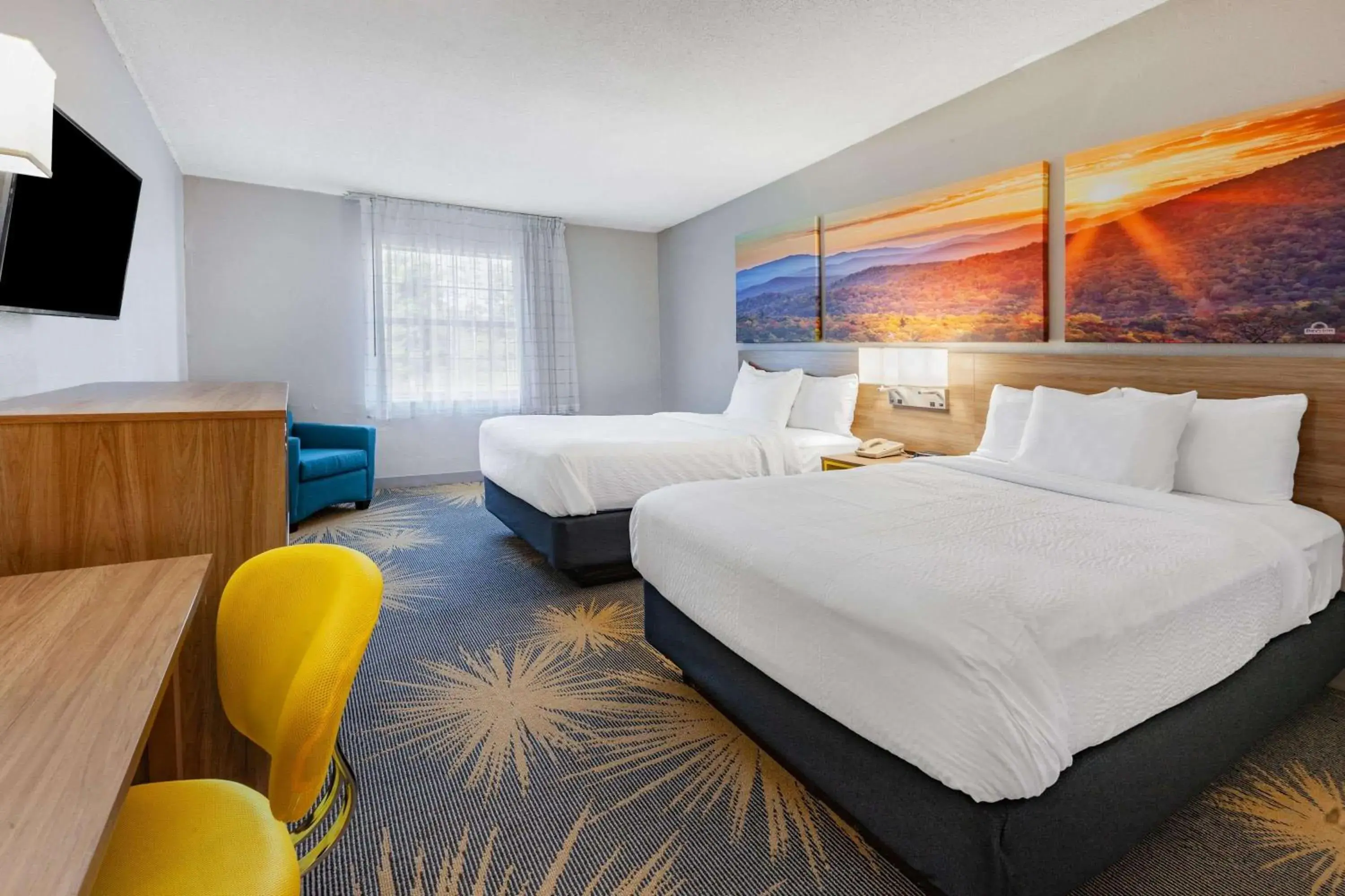 Bedroom, Bed in Days Inn by Wyndham Roanoke Hollins Near I-81 Bedroom, Bed in Days Inn by Wyndham Roanoke Hollins Near I-81