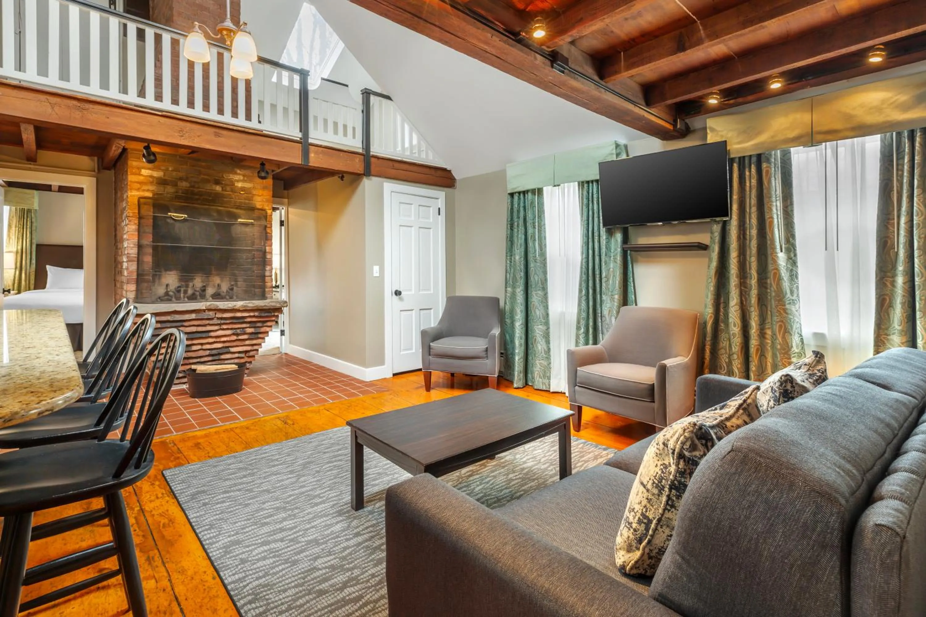 Essex Street Inn & Suites, an Ascend Collection Hotel