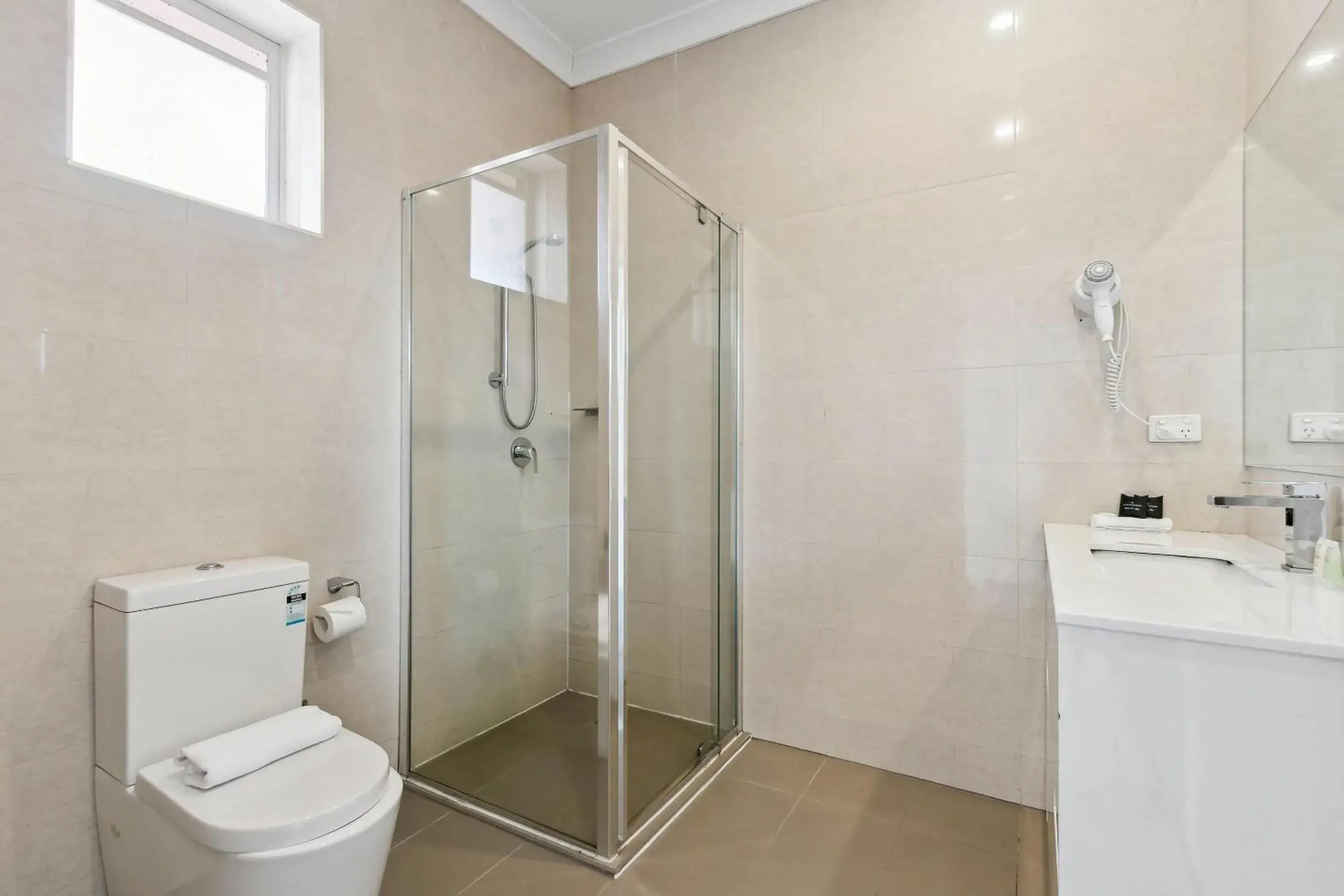 Bedroom in Comfort Hotel Dandenong Bedroom in Comfort Hotel Dandenong