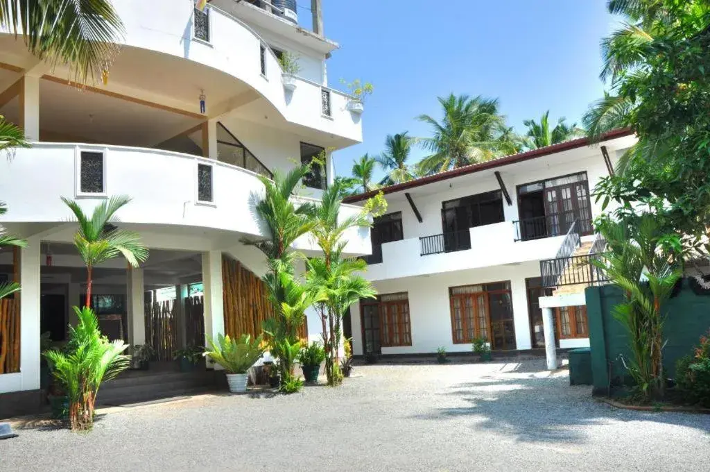 Green Shadows Beach Hotel Green Shadows Beach Hotel