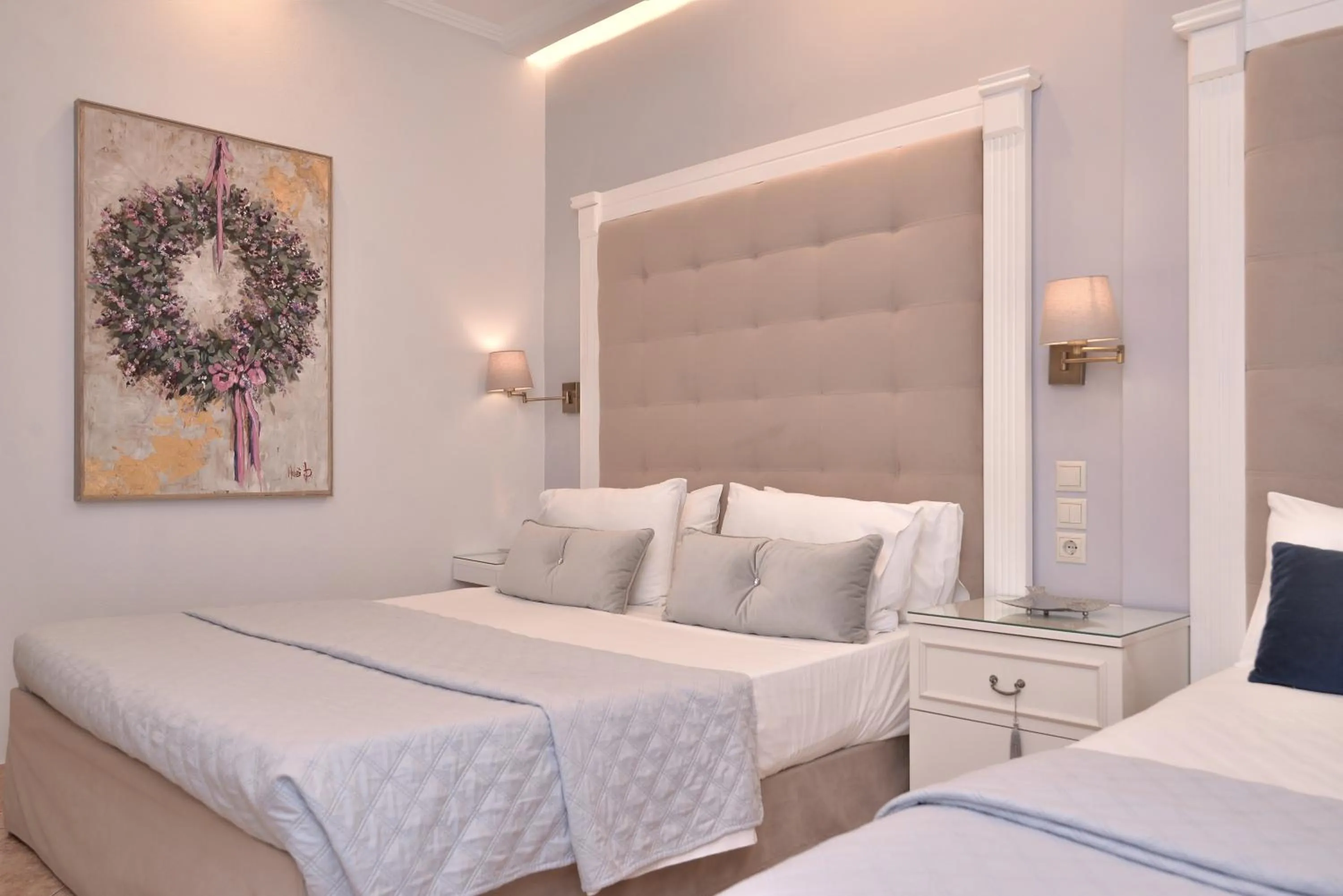 Bed in Epavlis Luxury apts