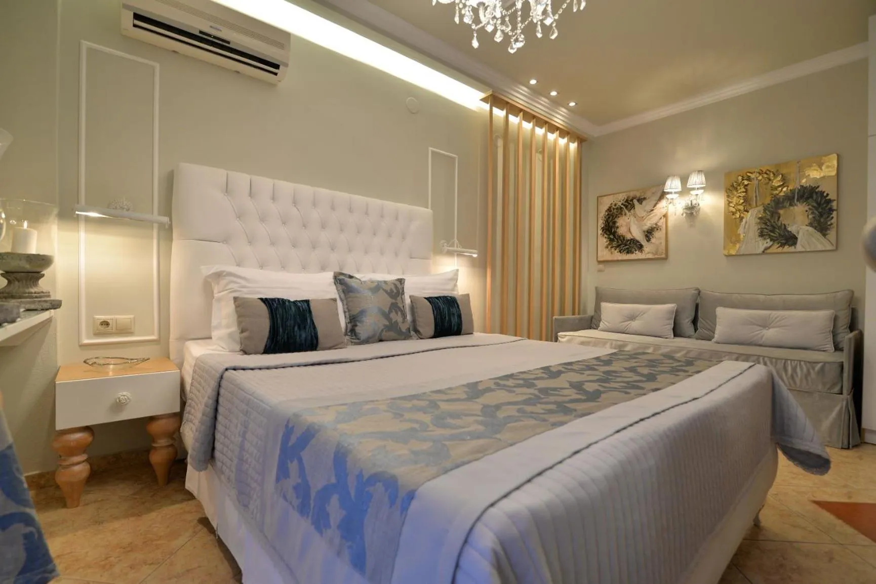 Bed in Epavlis Luxury apts
