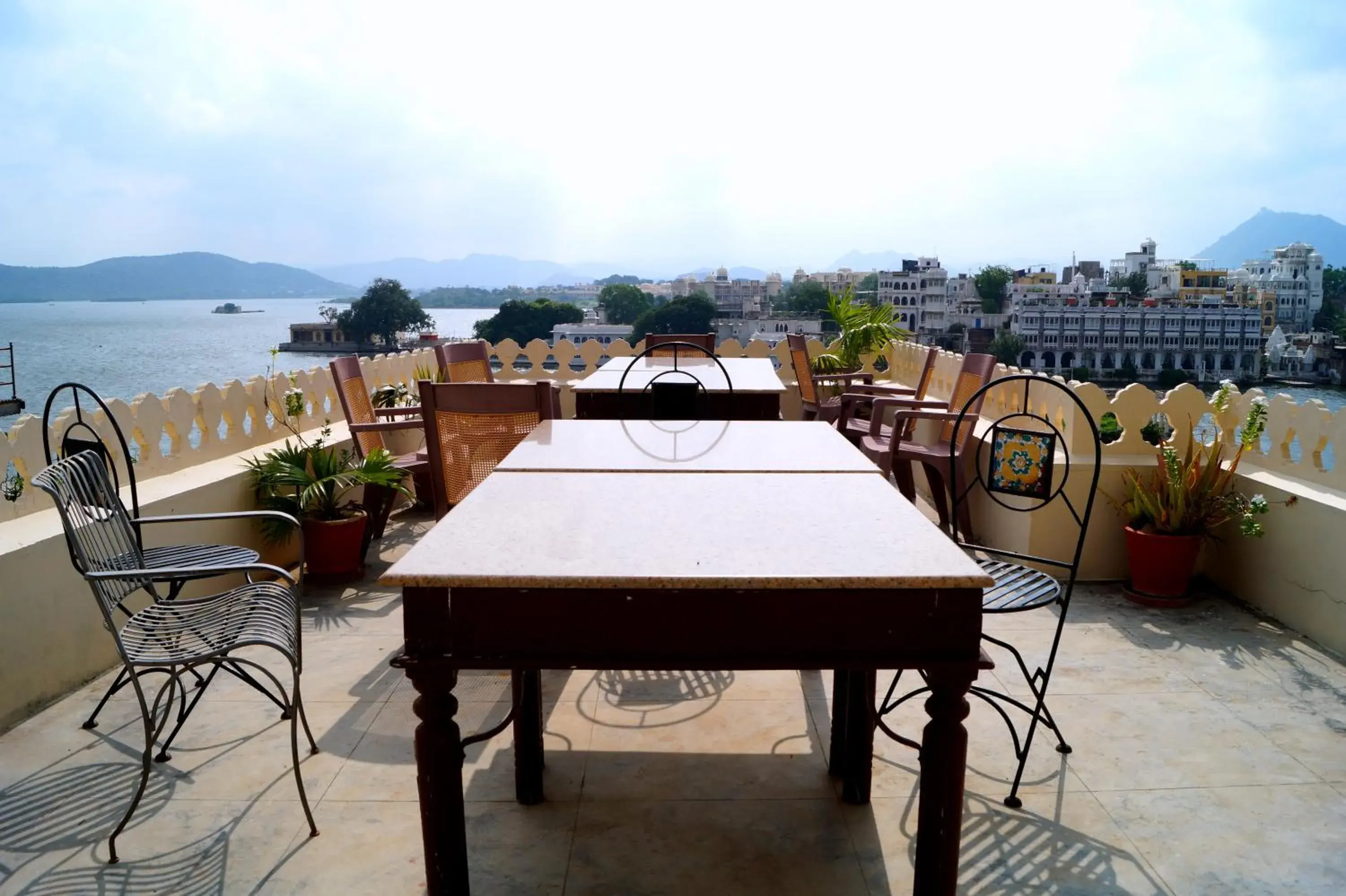 Restaurant/places to eat in Aashiya Haveli Restaurant/places to eat in Aashiya Haveli