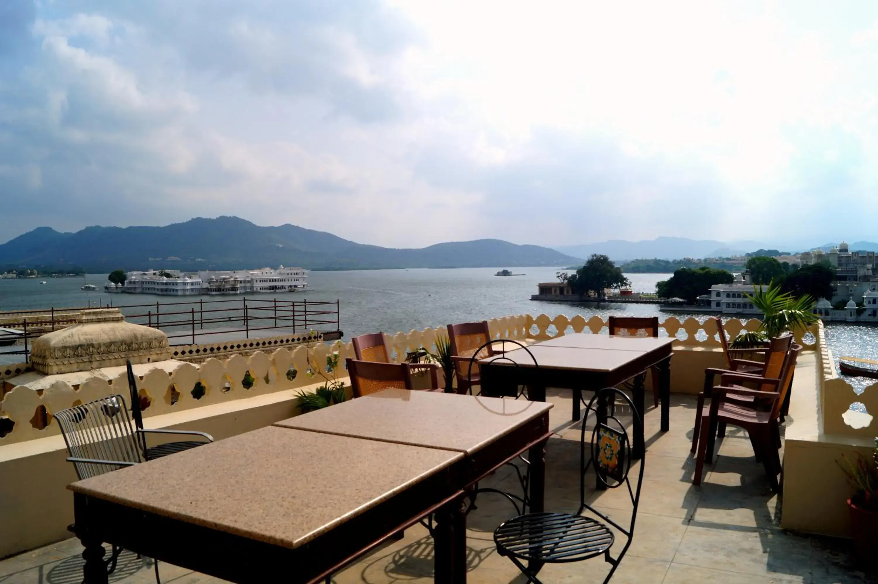 Restaurant/places to eat in Aashiya Haveli Restaurant/places to eat in Aashiya Haveli