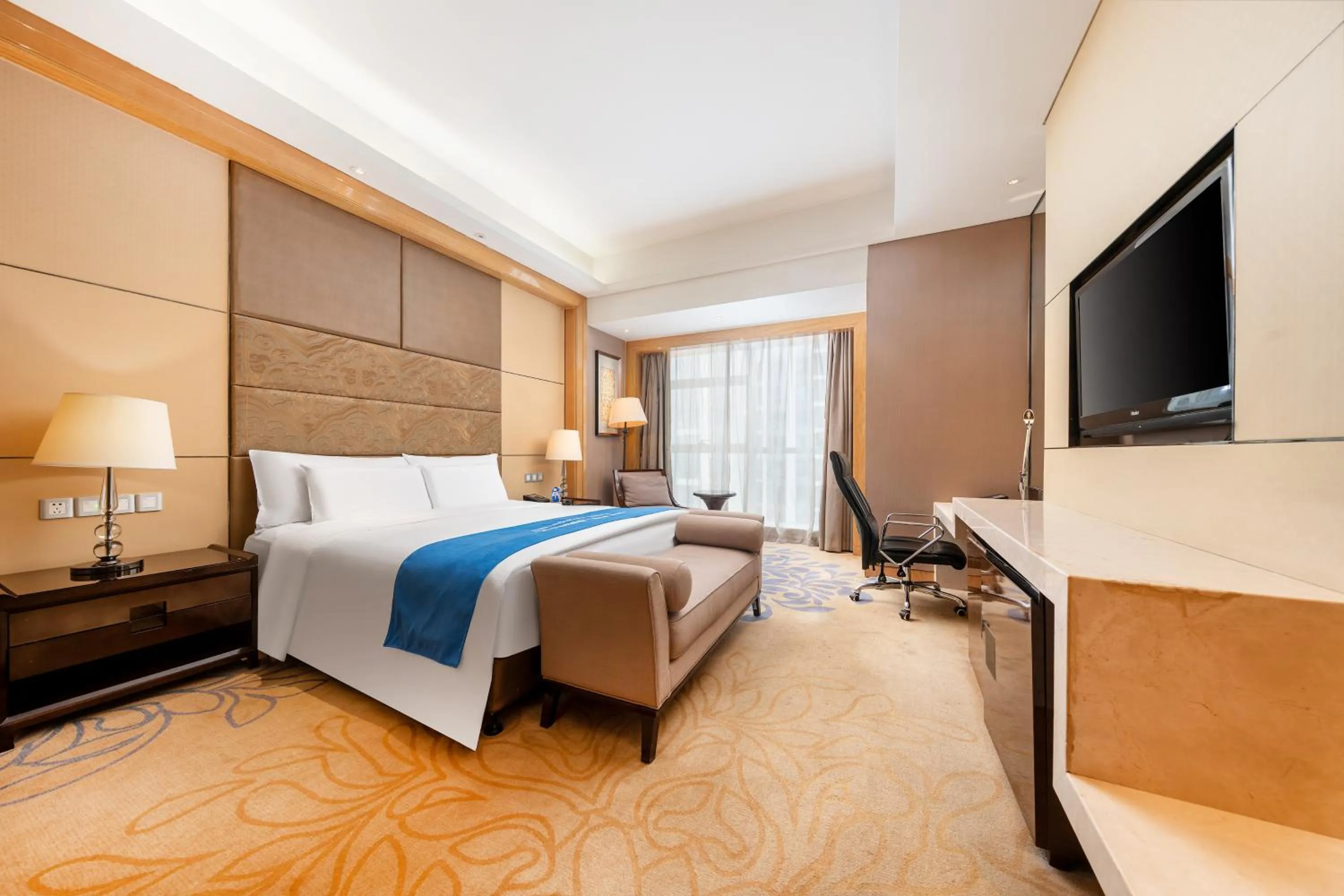 Photo of the whole room, Bed in Wanda Realm Langfang