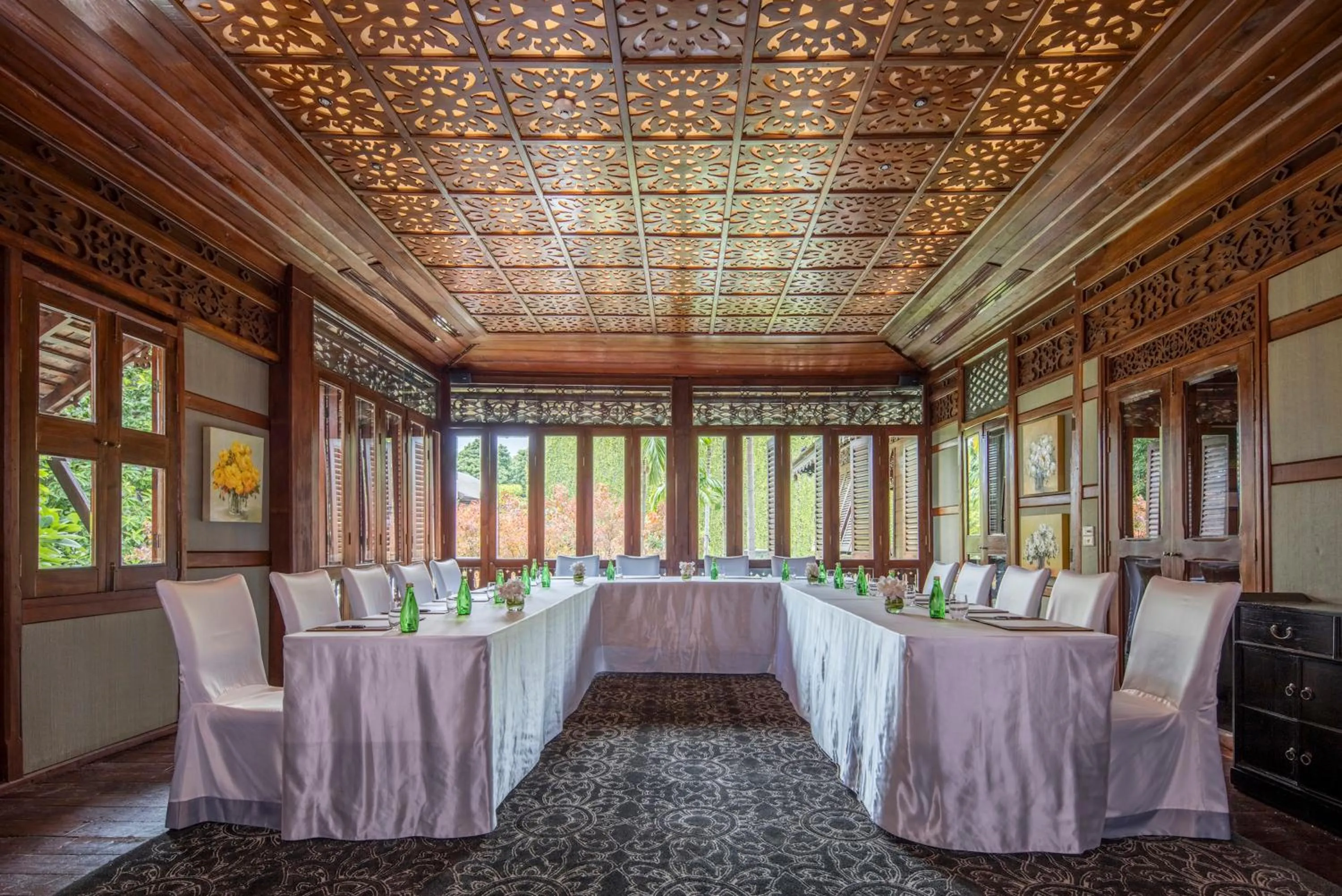 Meeting/conference room in 137 Pillars House