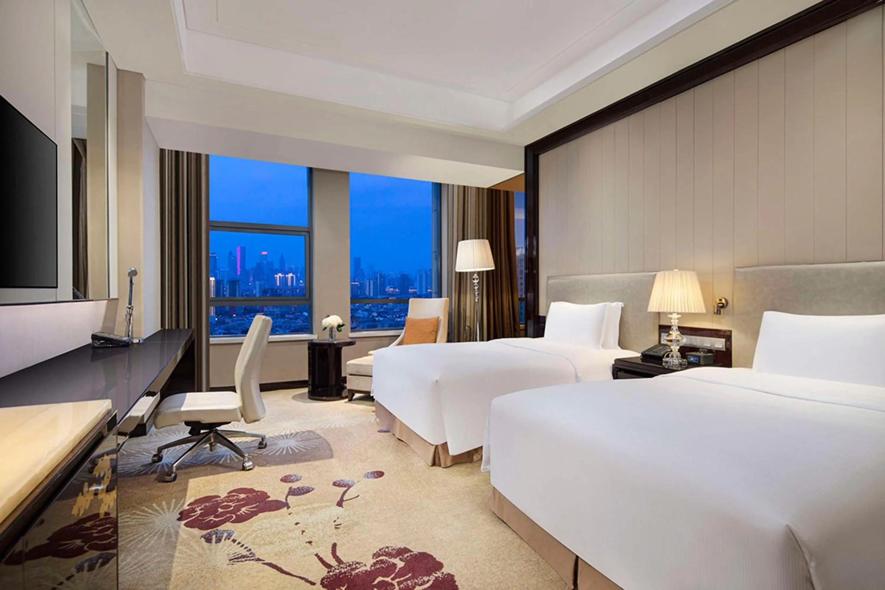 Bedroom, Bed in Hilton Nanjing