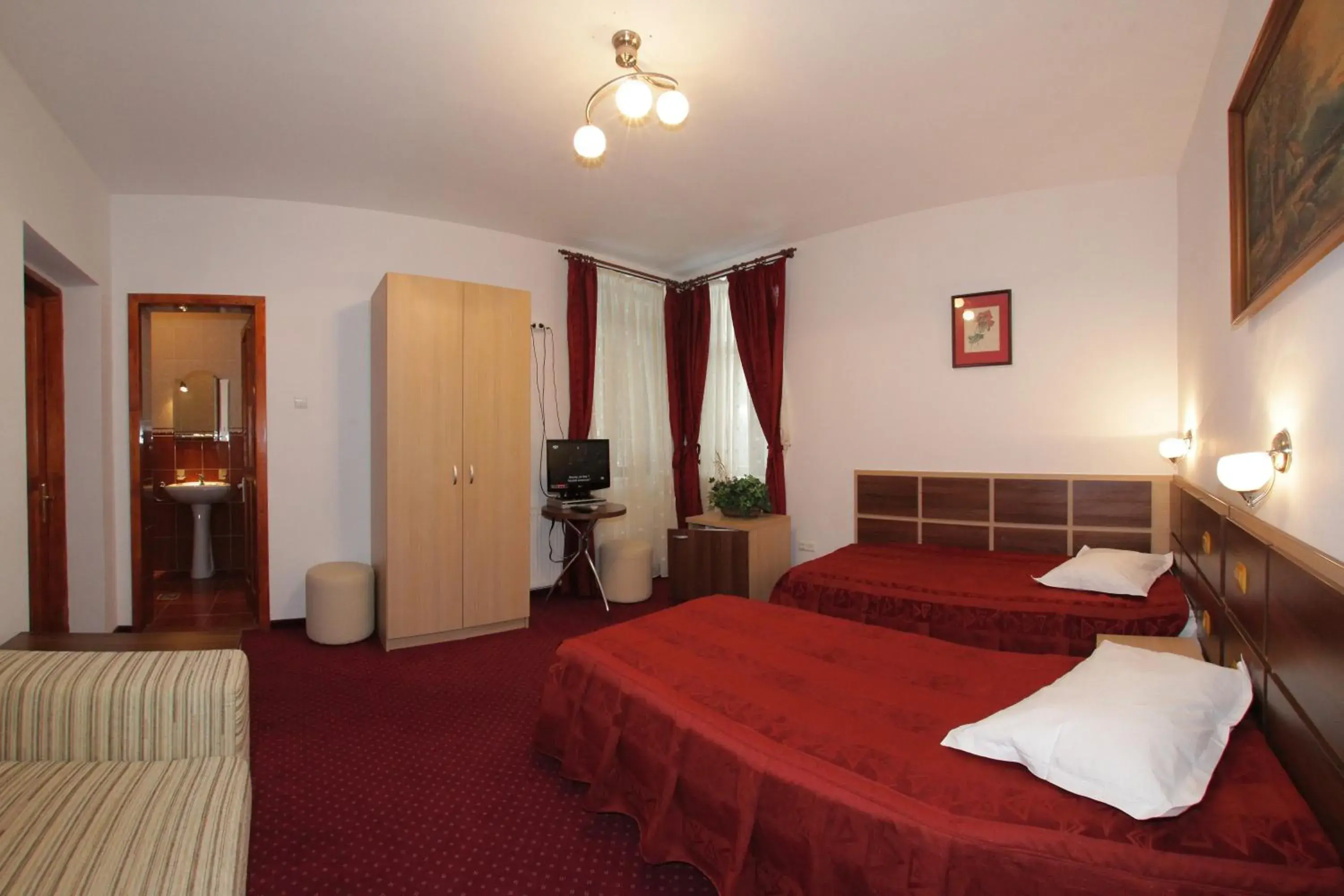 Double or Twin Room - single occupancy in Vila Acvila Double or Twin Room - single occupancy in Vila Acvila