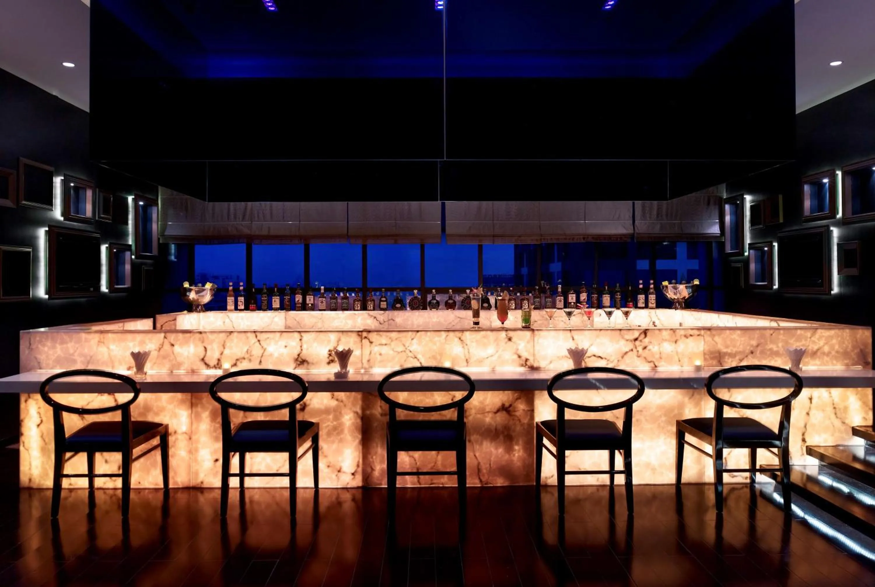 Lounge or bar in Radisson Blu Hotel Liuzhou