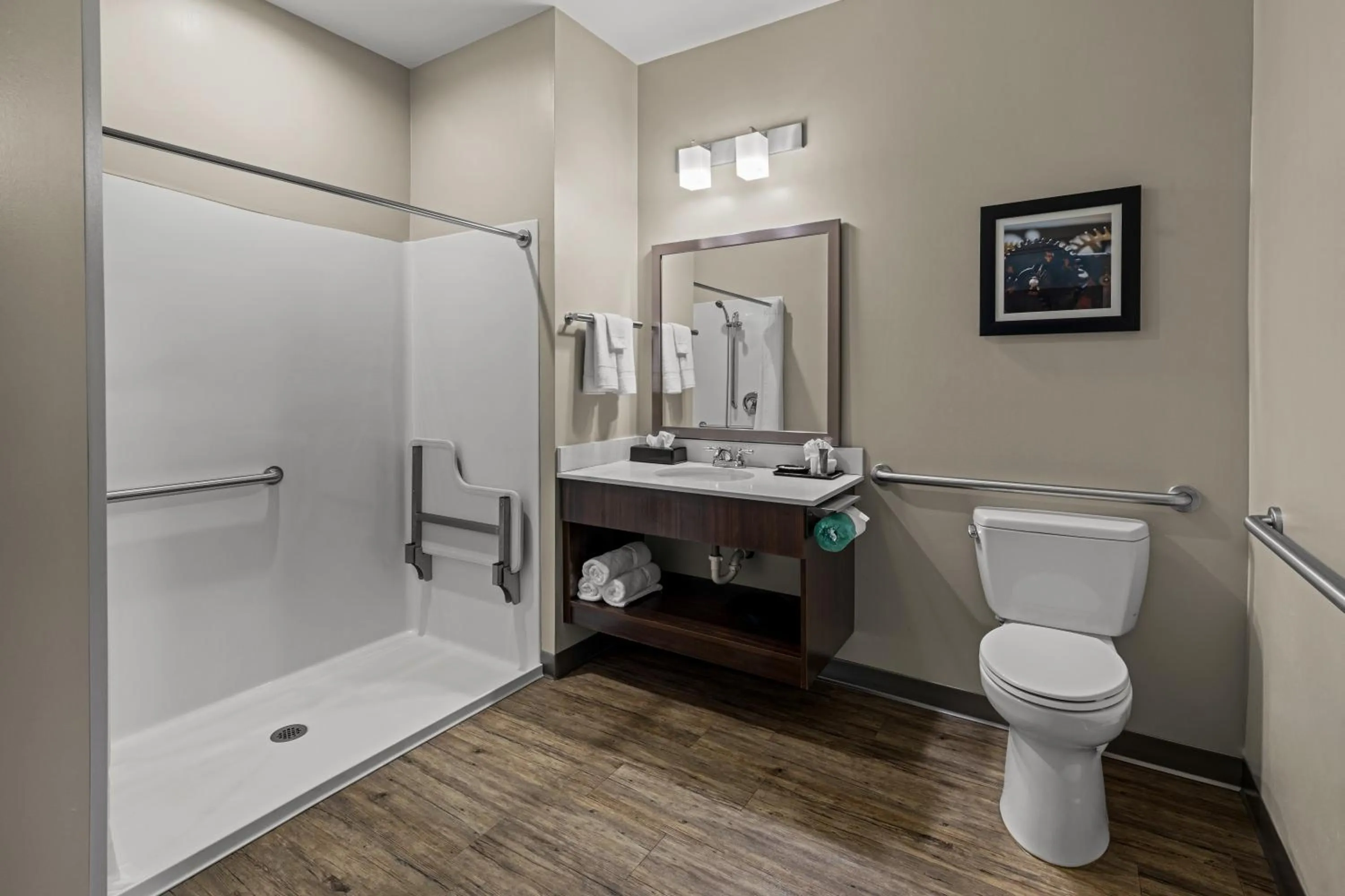 Shower in The Mulberry Hotel