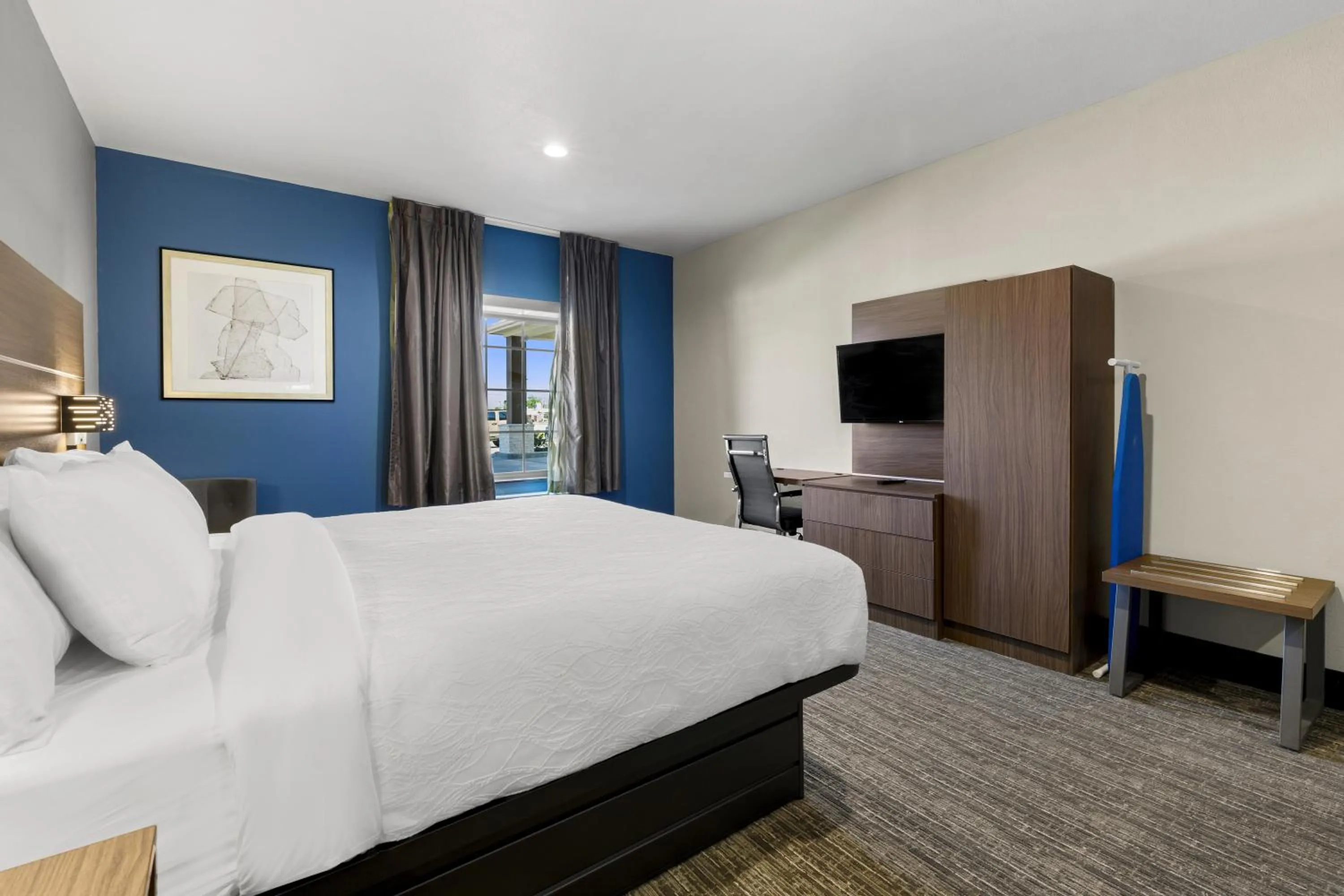 Bed in The Mulberry Hotel