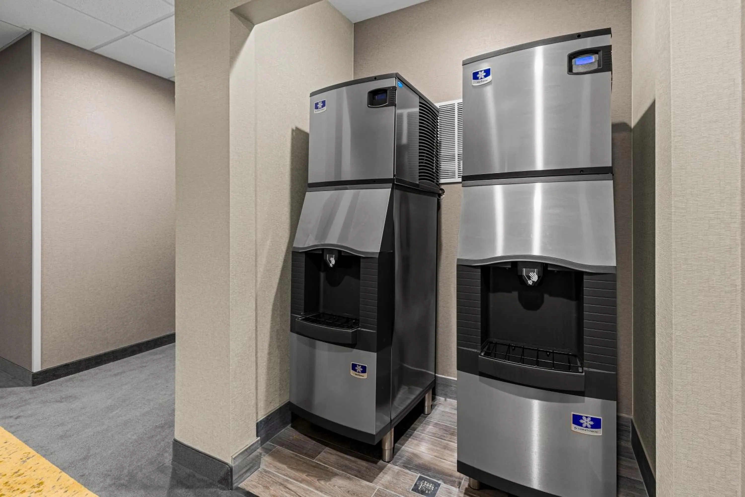 Drinks in The Mulberry Hotel