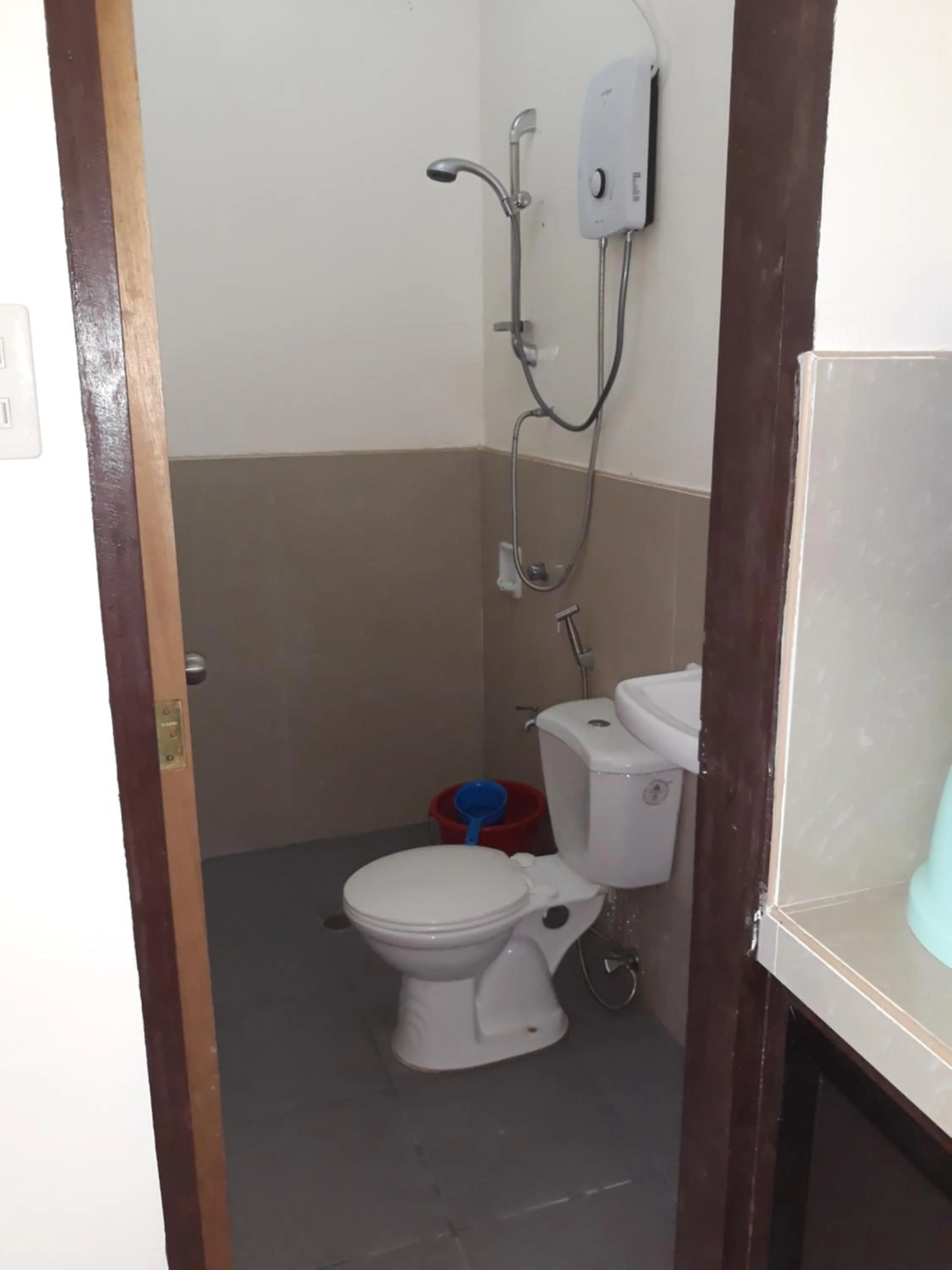 Shower in Gardenview Homestay Siargao