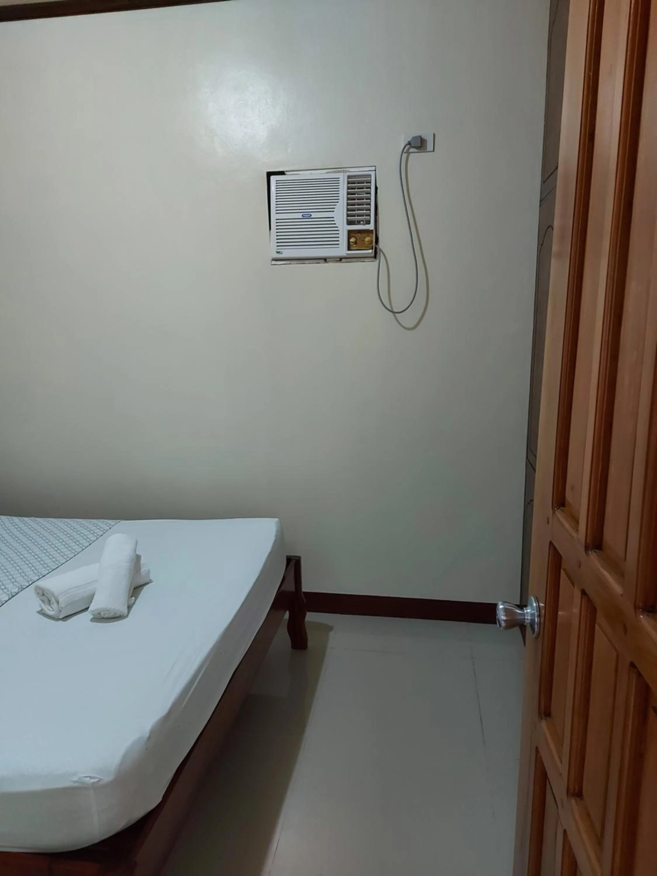 Bedroom, Bed in Gardenview Homestay Siargao