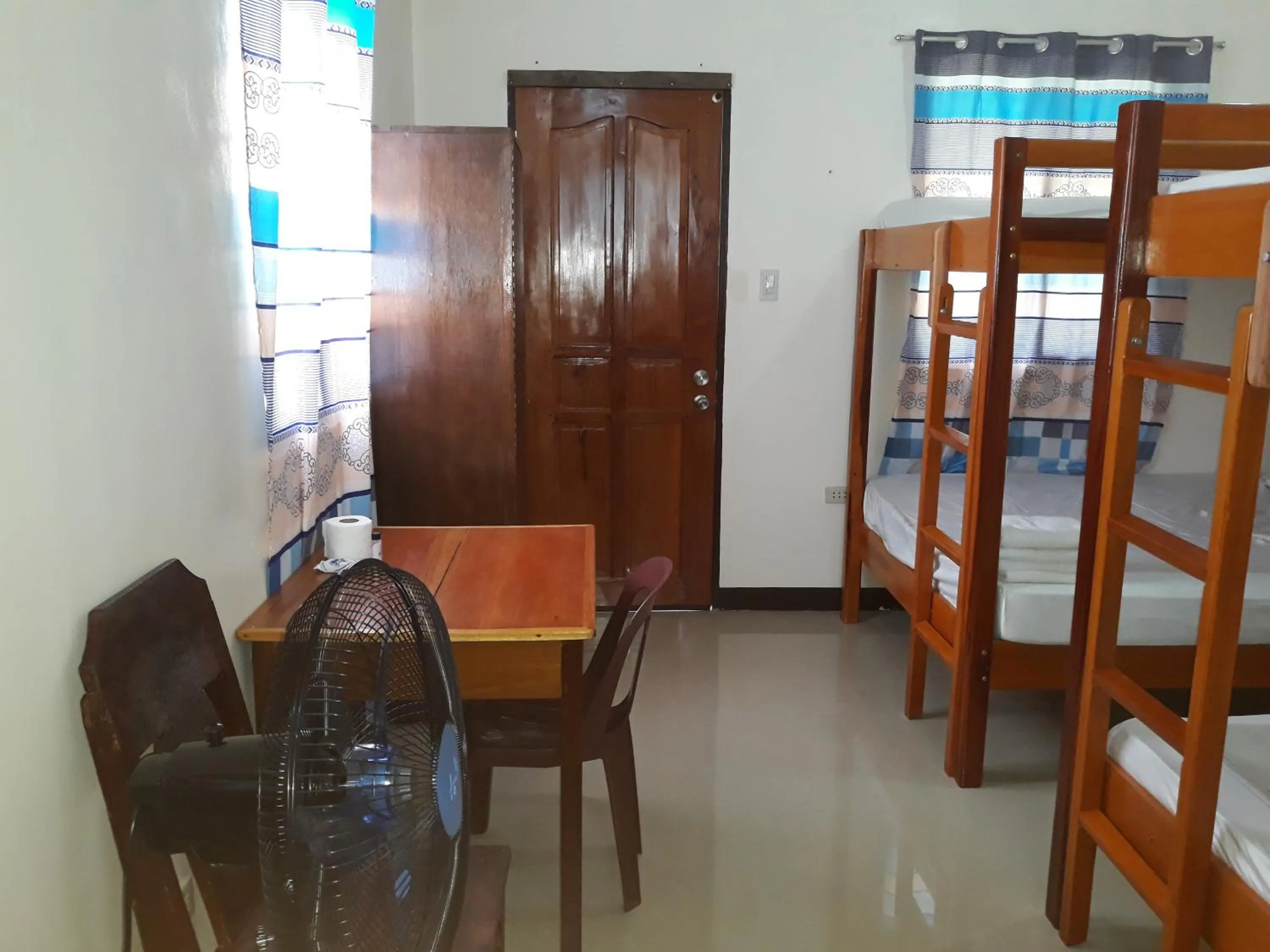 Dining area, Bed in Gardenview Homestay Siargao