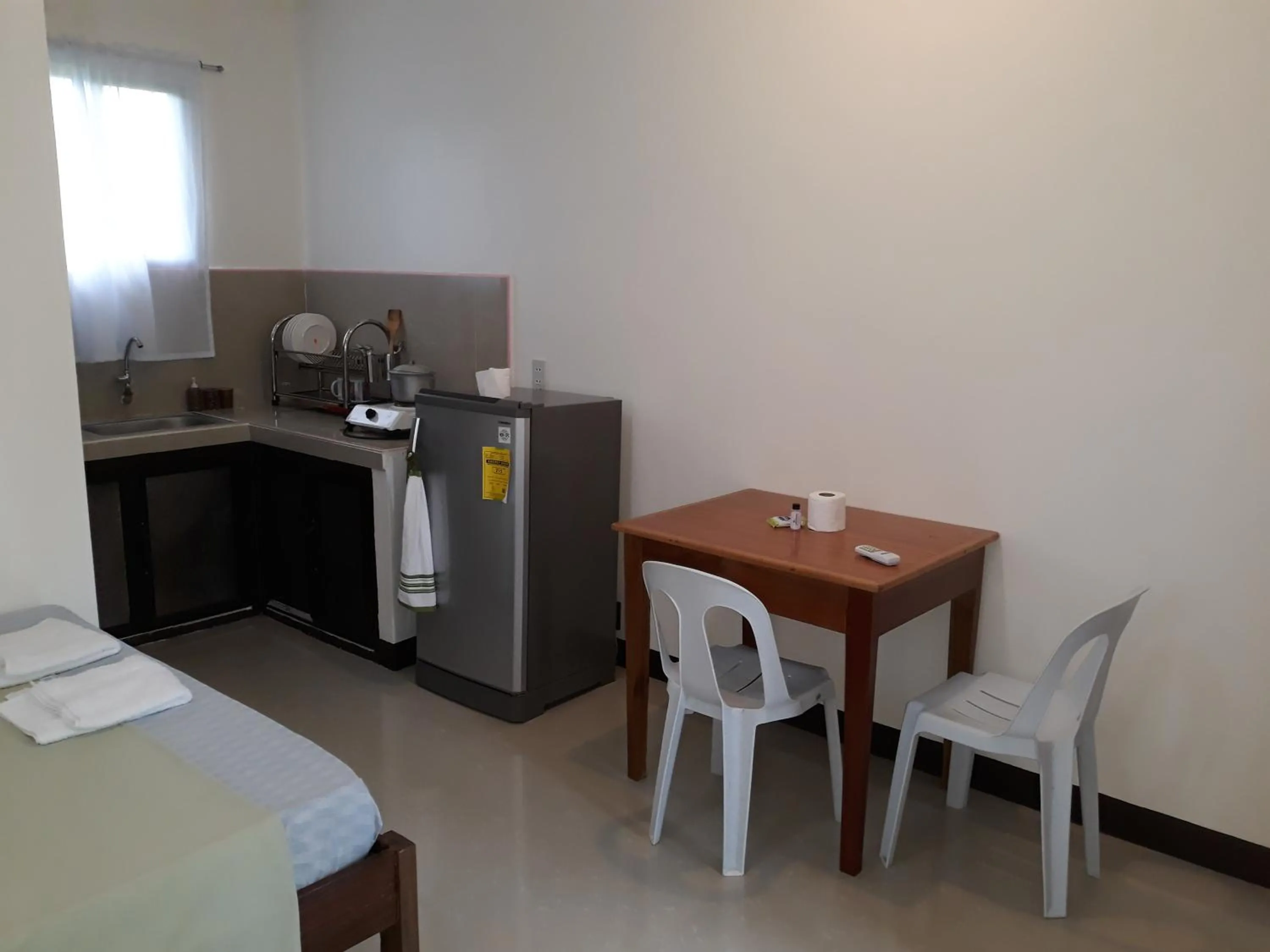 Dining area in Gardenview Homestay Siargao