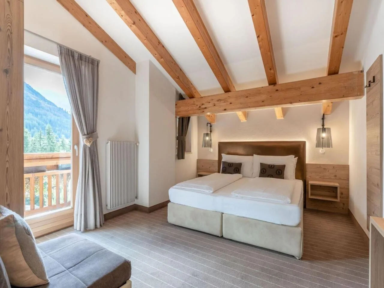 Bed in Hotel Madonnina Resort And Wellness