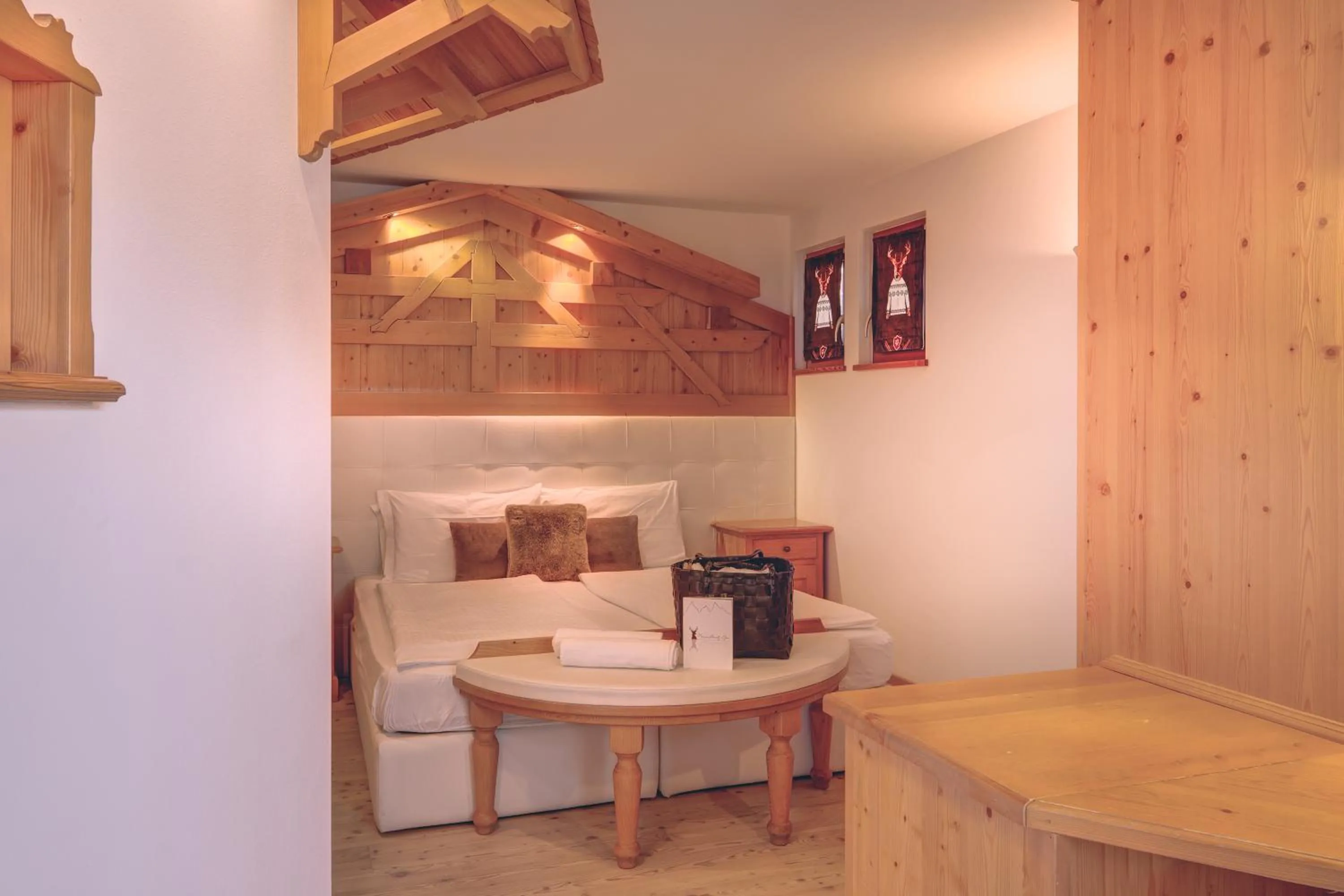 Bedroom in Hotel Madonnina Resort And Wellness