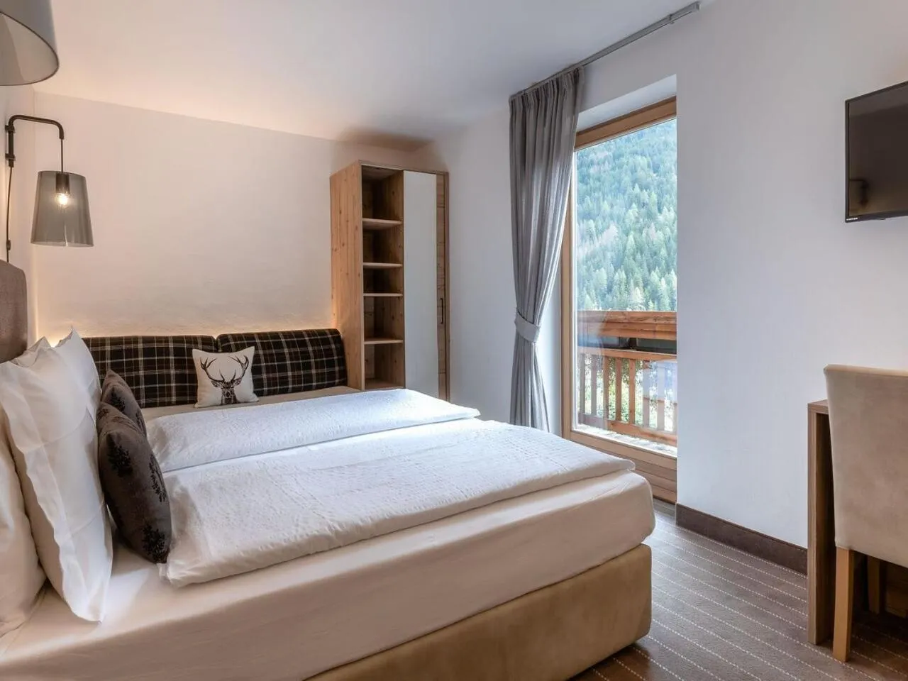Bed in Hotel Madonnina Resort And Wellness