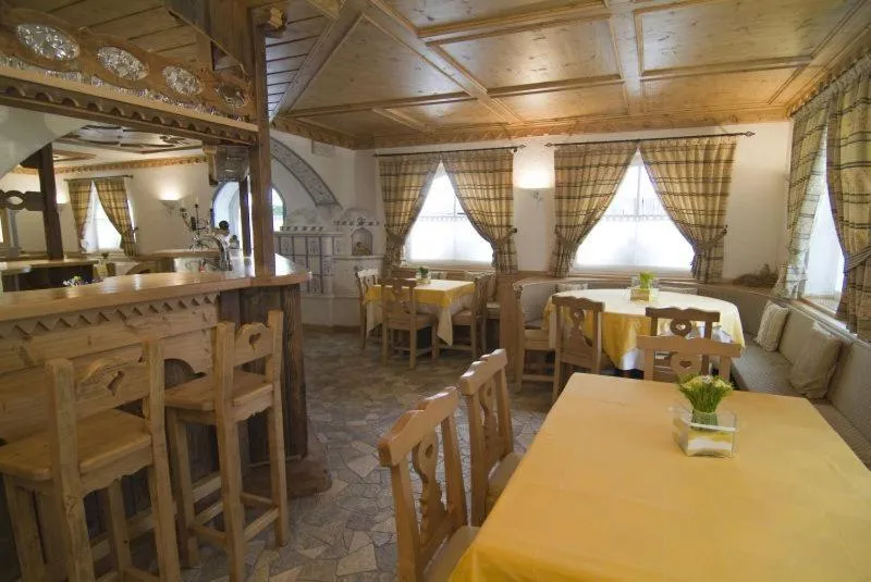 Communal lounge/ TV room in Hotel Madonnina Resort And Wellness