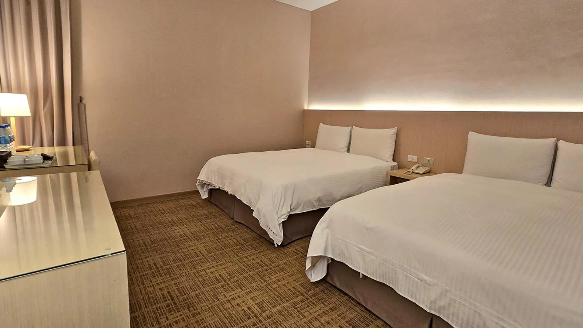 Bed in Kavalan Hotel