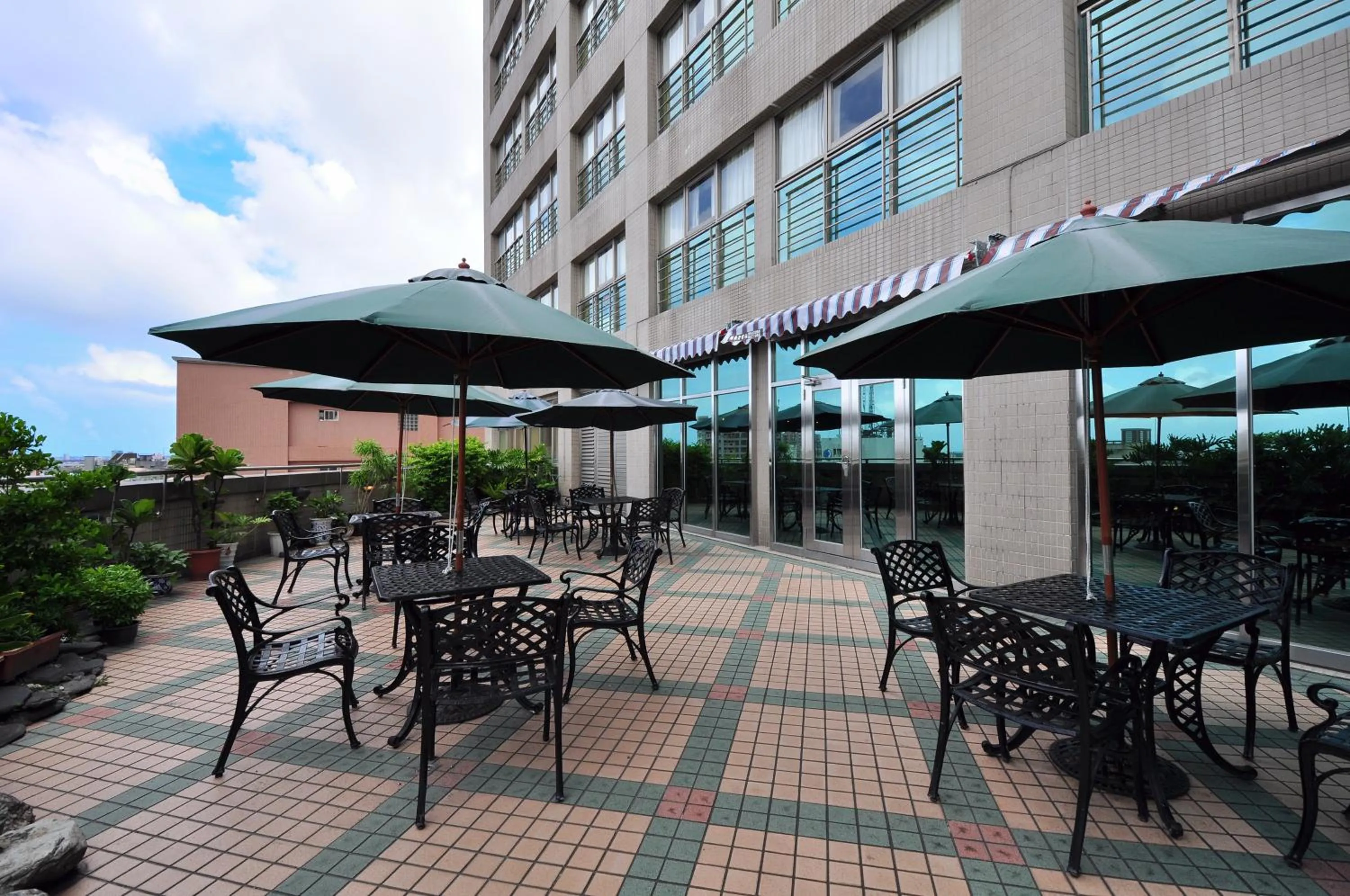 Restaurant/places to eat in Kavalan Hotel