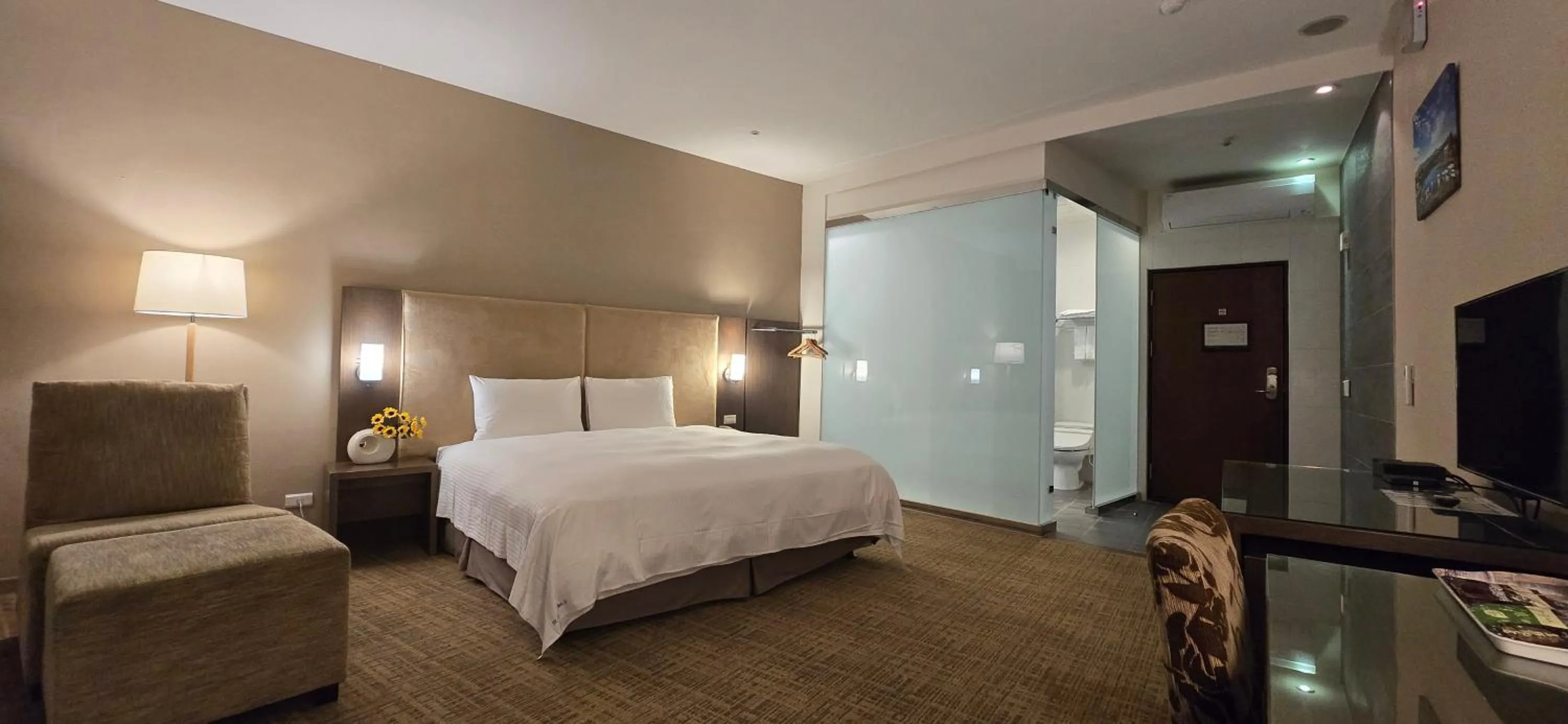 Bed in Kavalan Hotel